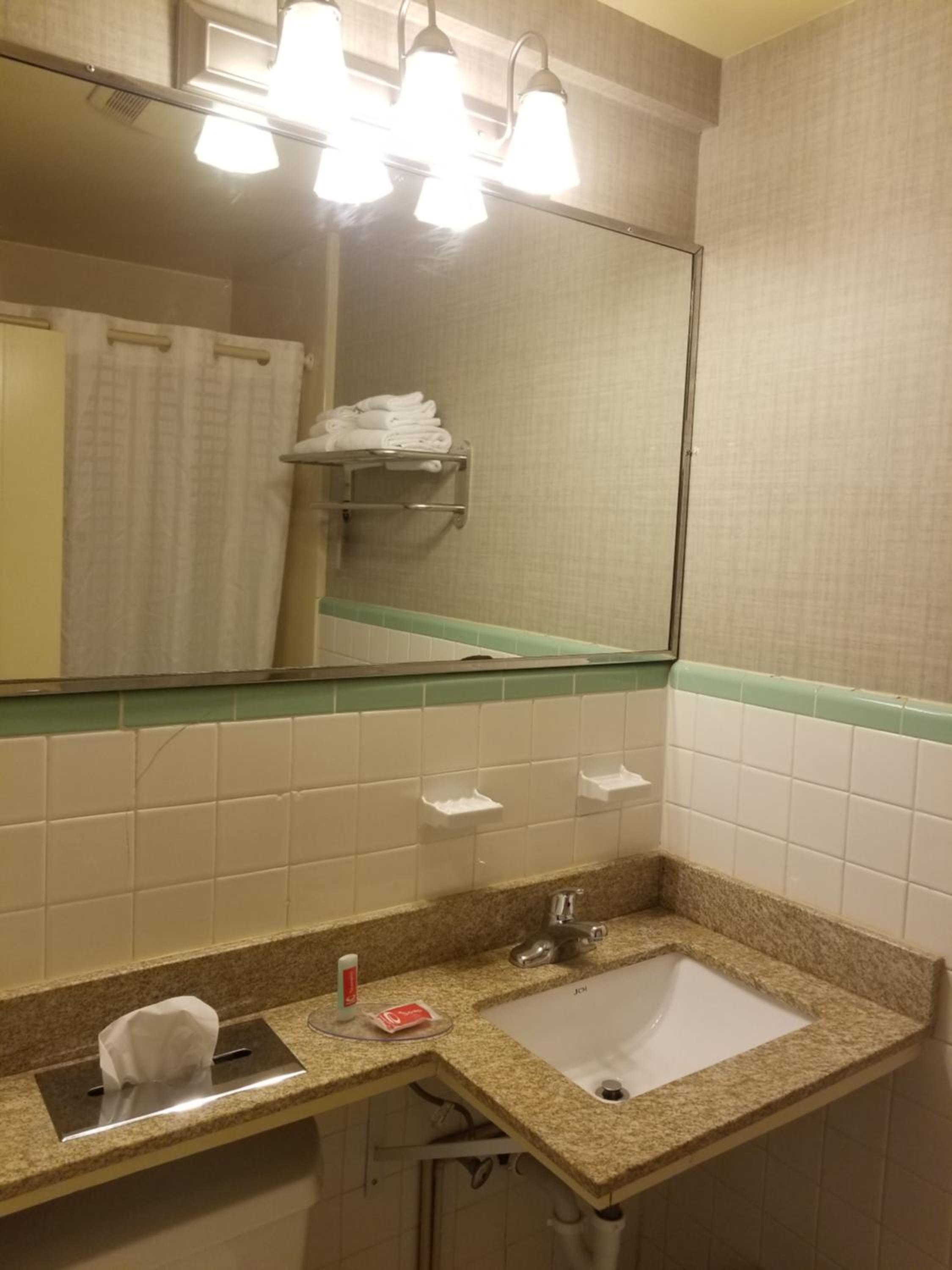 Basic Triple Room photo 2