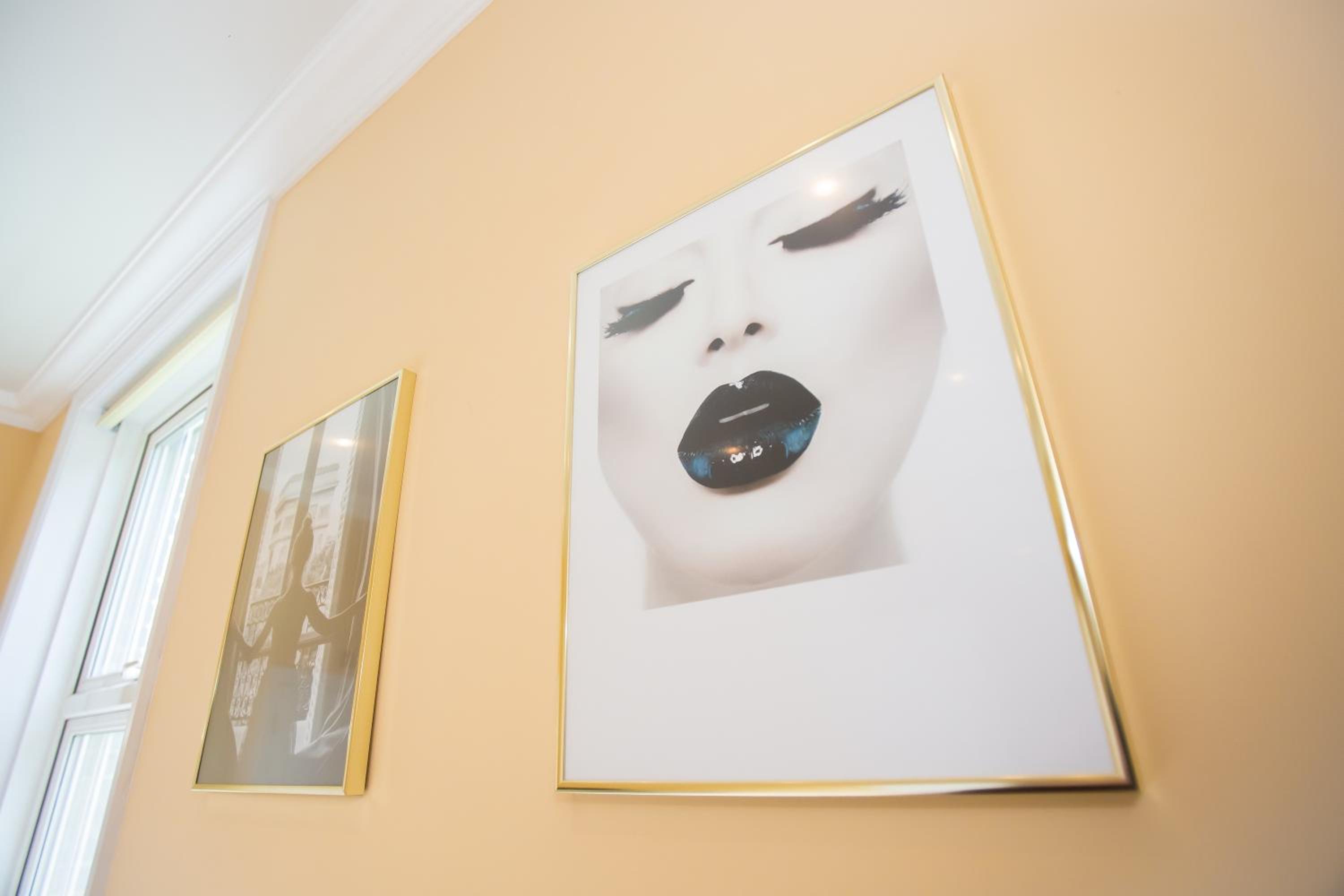 Standard Double Room - Photo 7