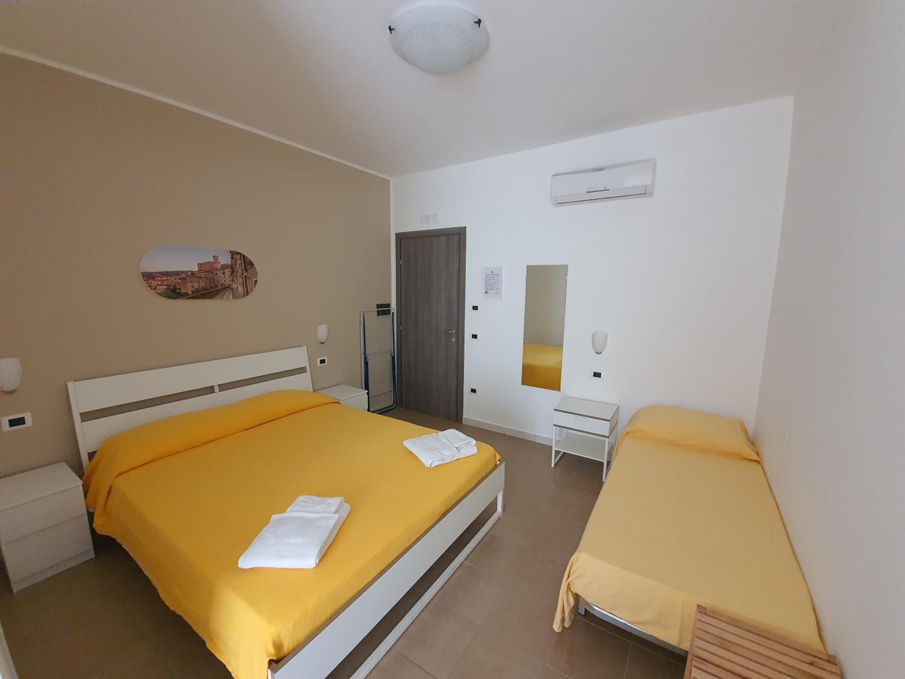 Classic Triple Room photo 1