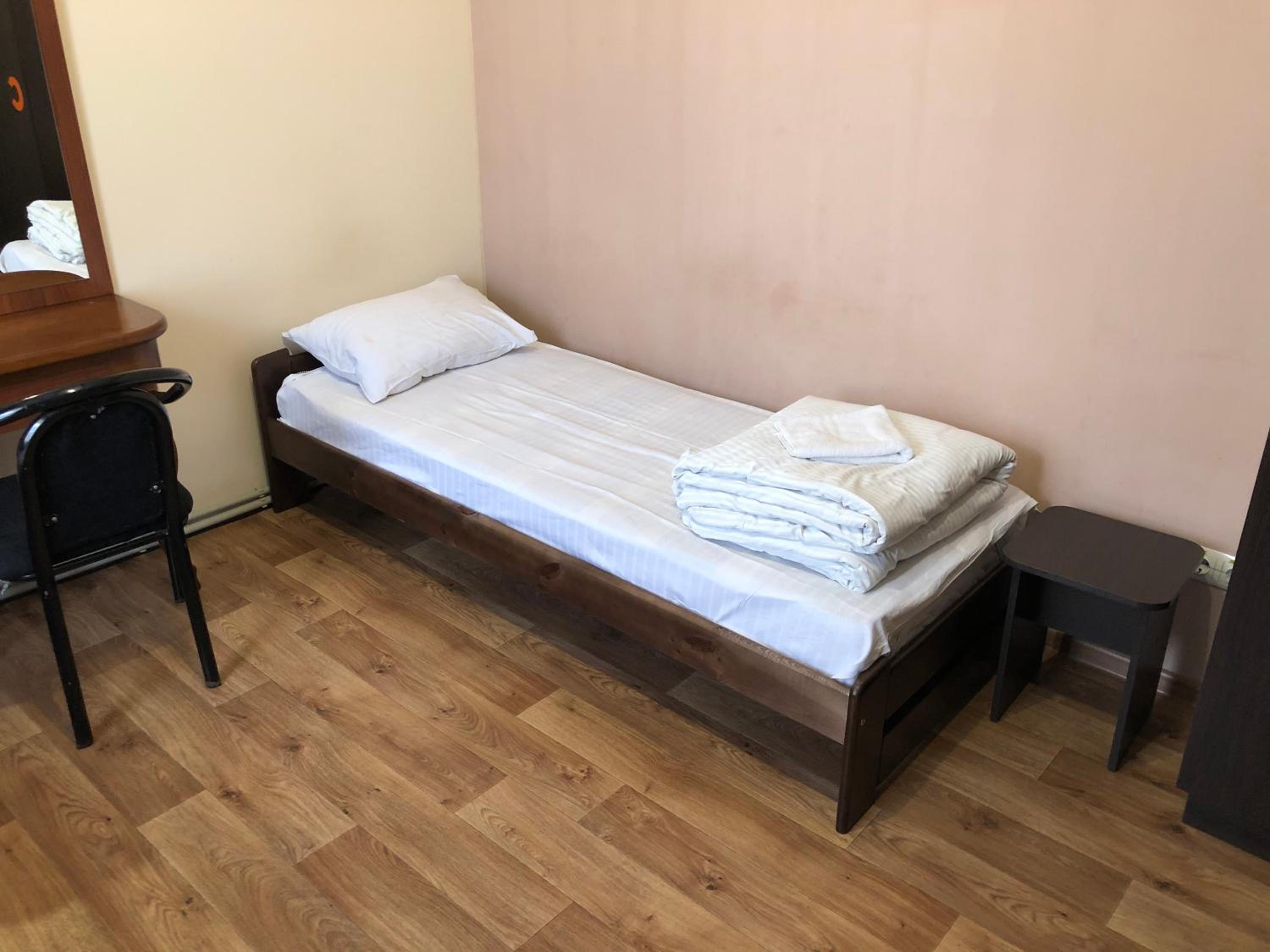 Single Bed in Female Dormitory Room photo 3