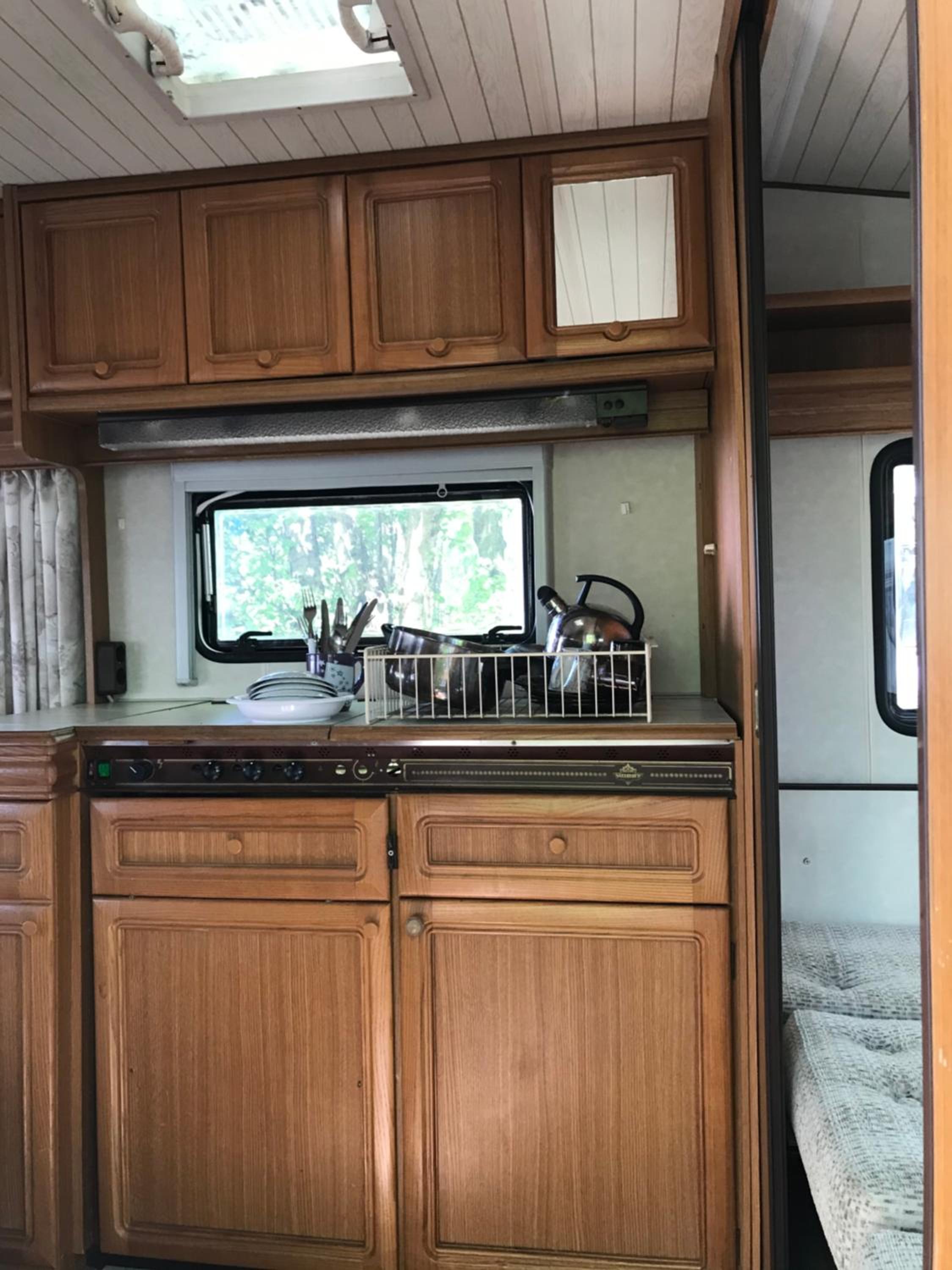 Caravan nr 2 photo 2