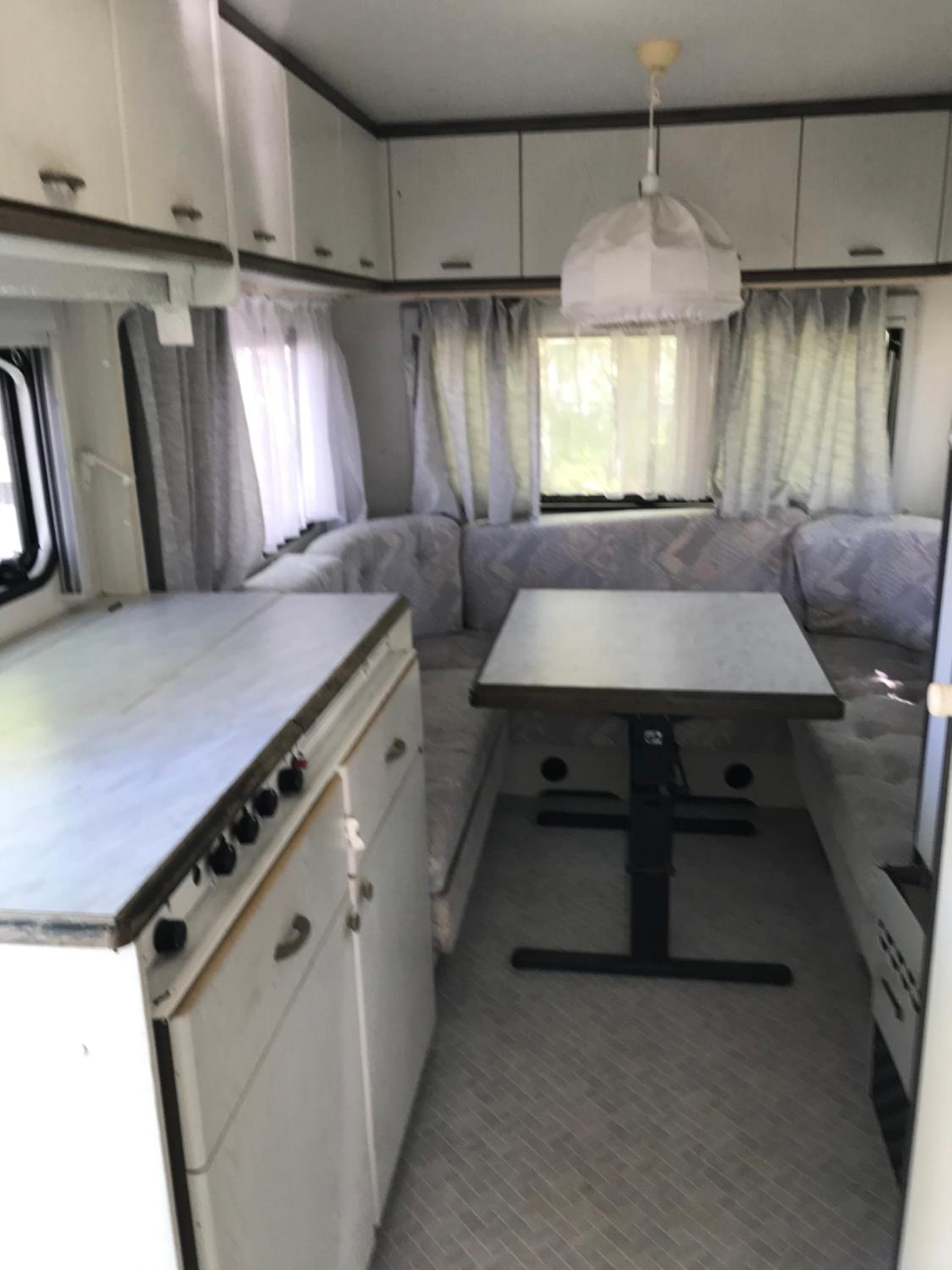 Caravan photo 3
