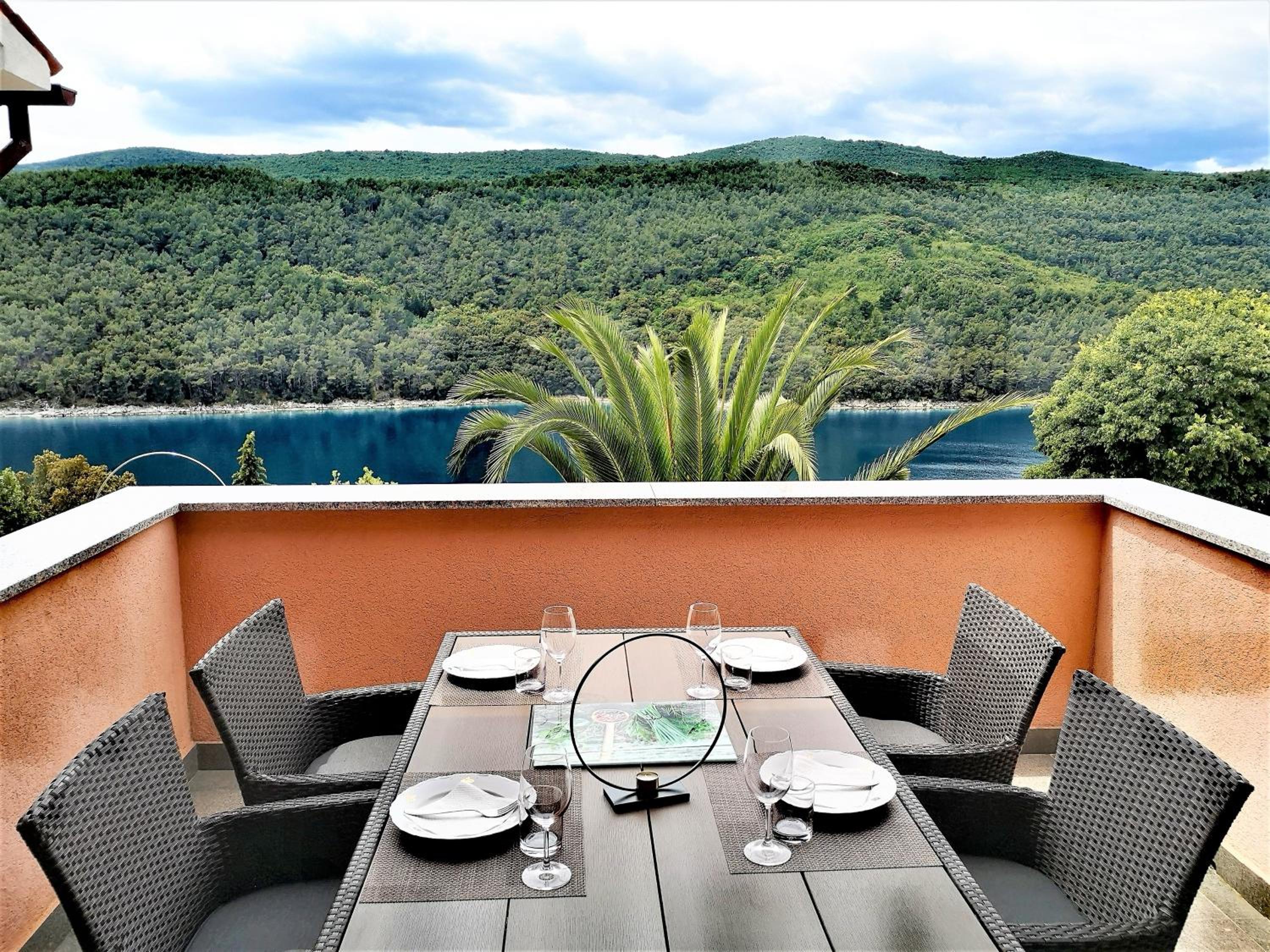 Apartment with Sea View photo 1