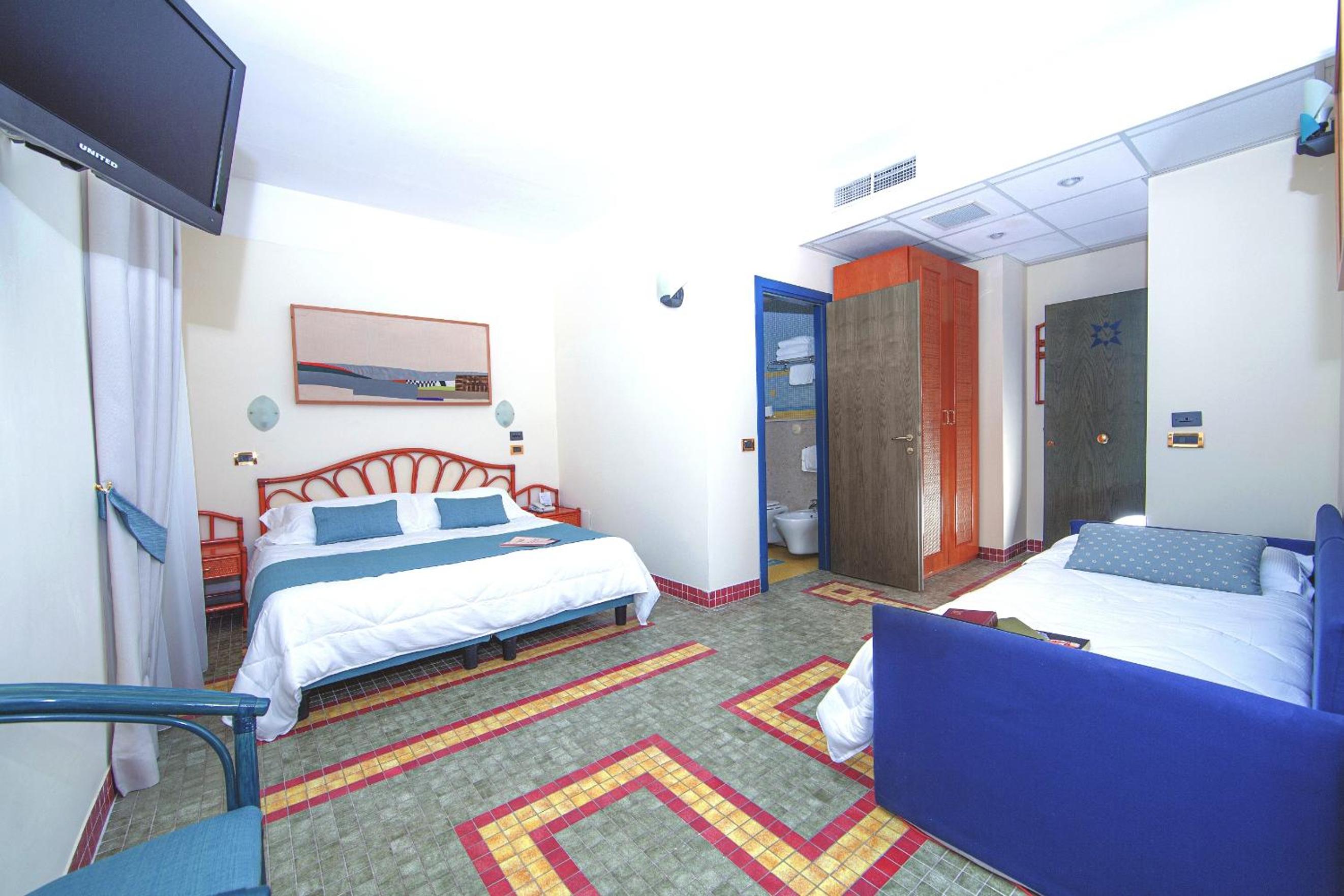 Triple Room - Photo 2