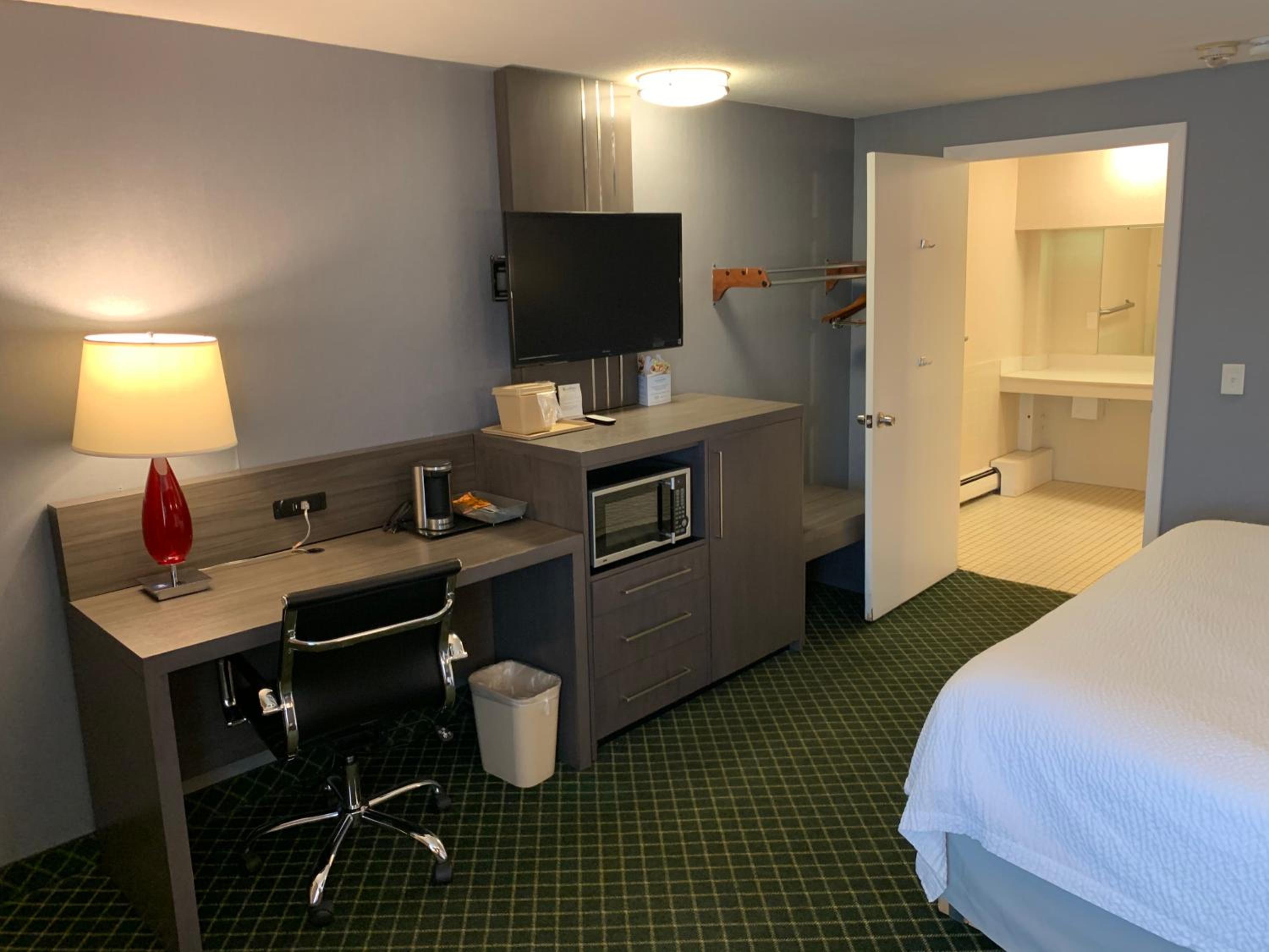 King Room - Mobility Access/Non-Smoking - Photo 2