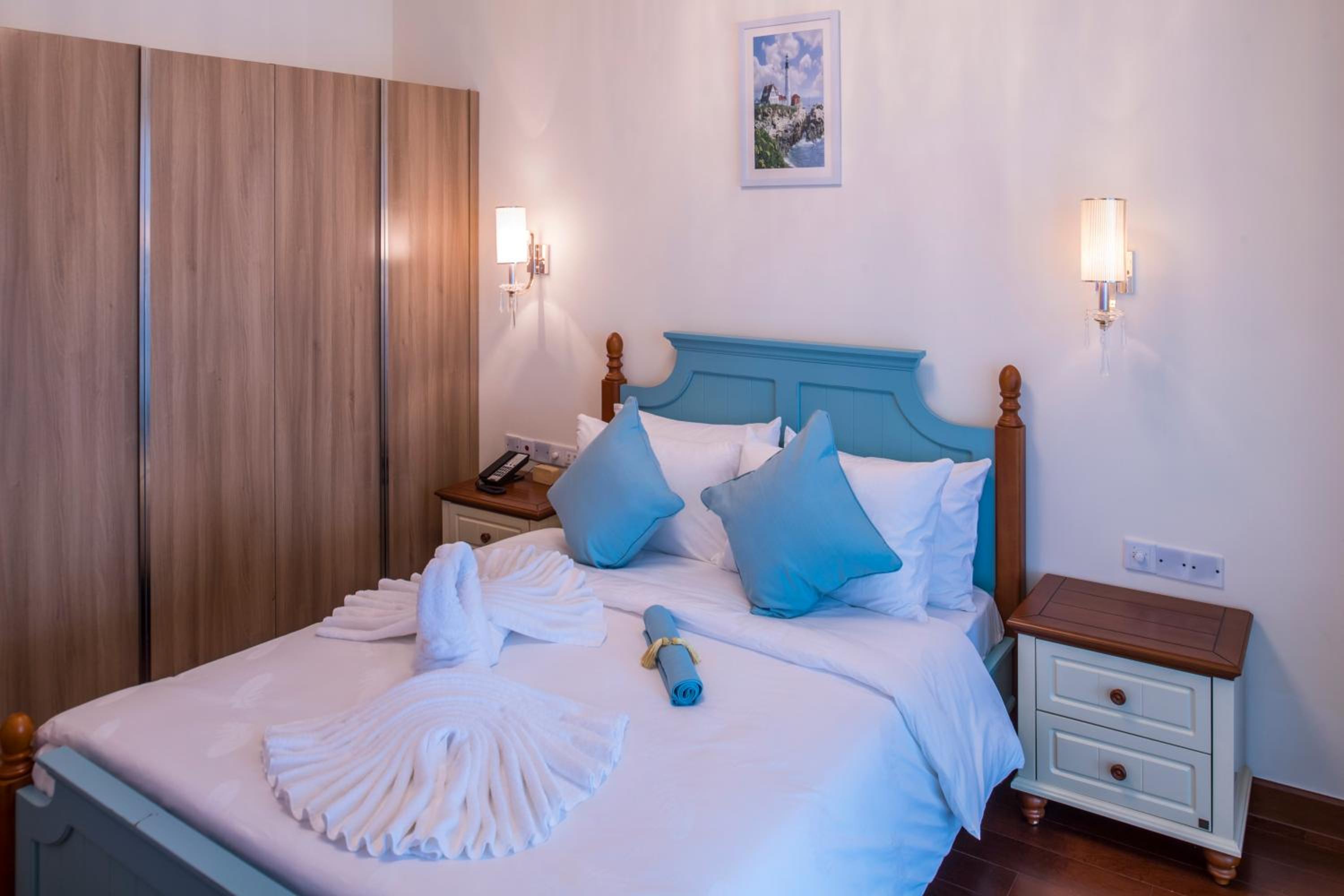 One-Bedroom Suite with Garden View