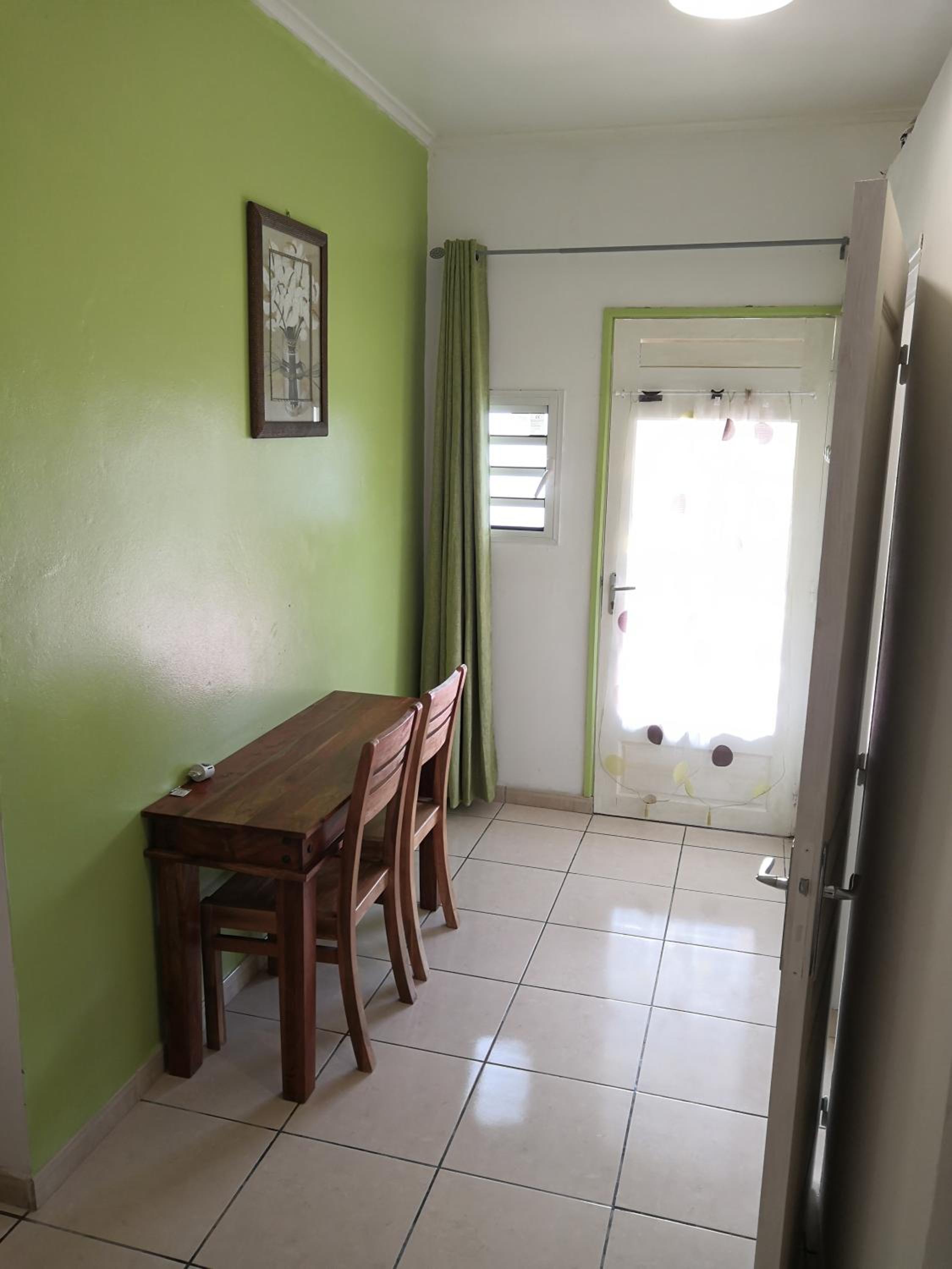 Double Room - Photo 2