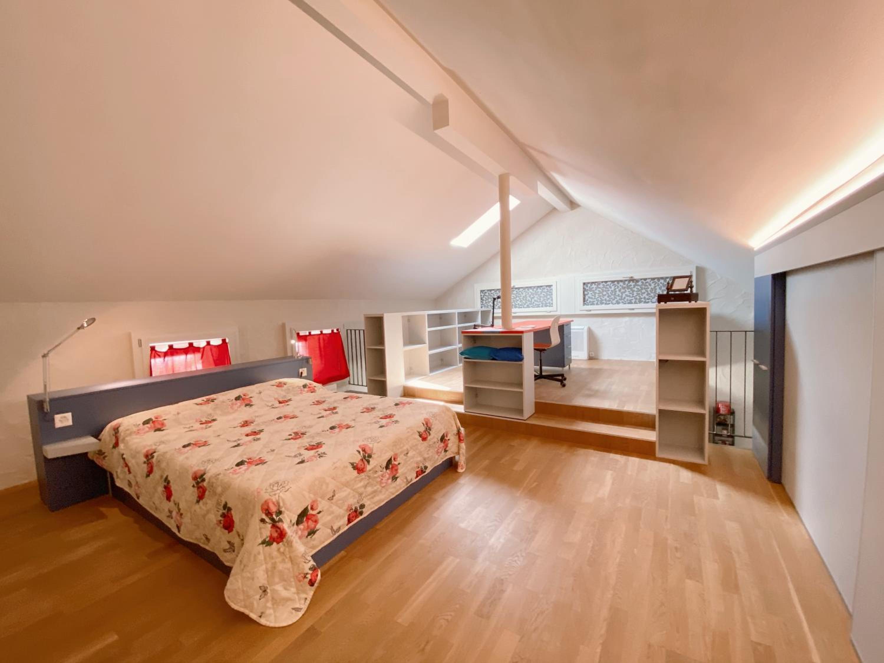 Loft photo 2