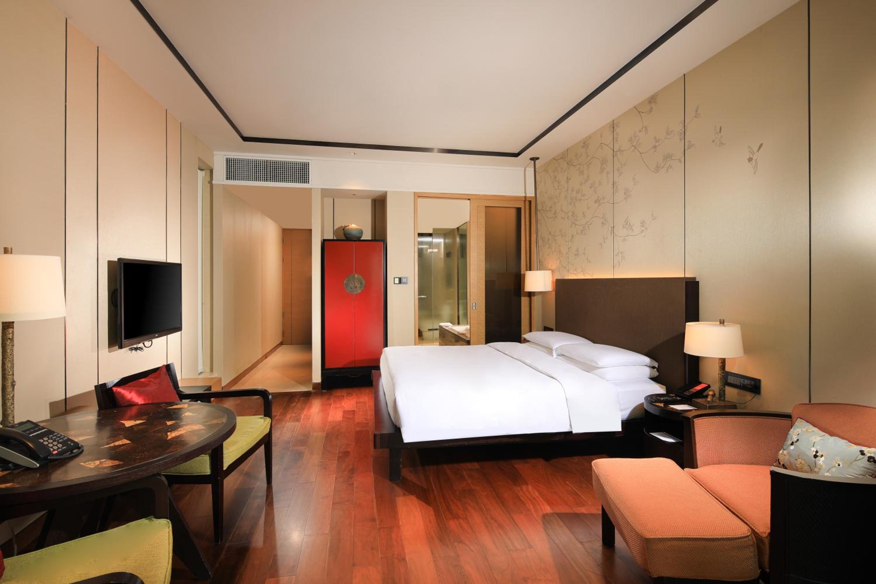 Club King Room photo 1