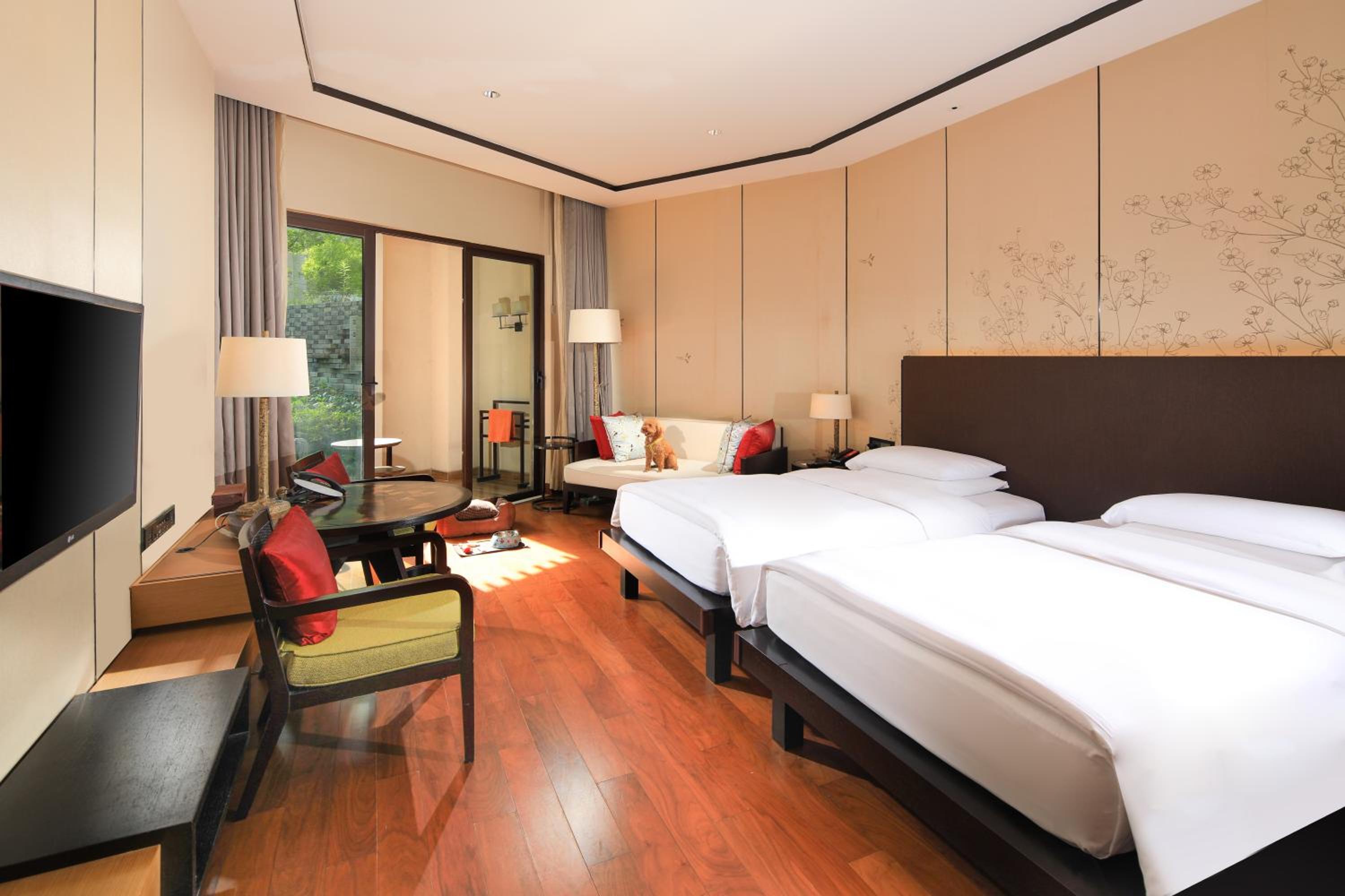 Club Twin Room