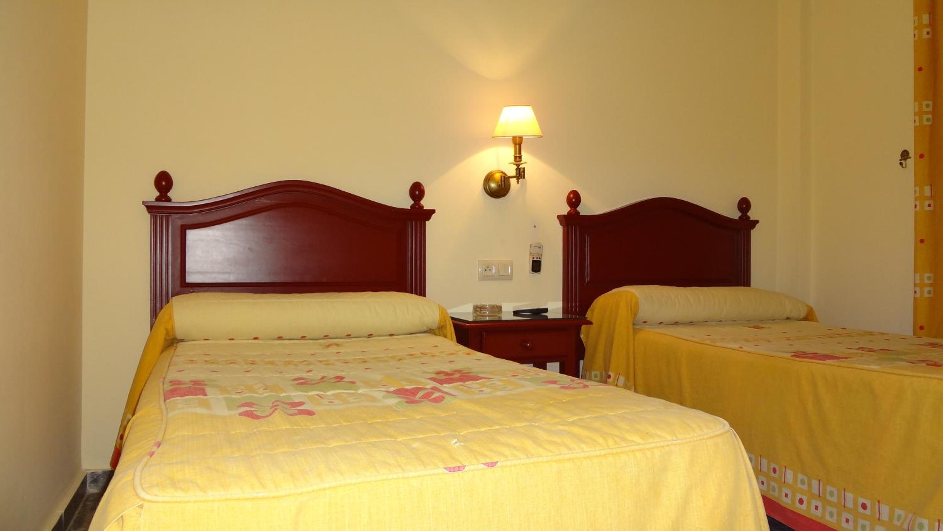 Double or Twin Room photo 2