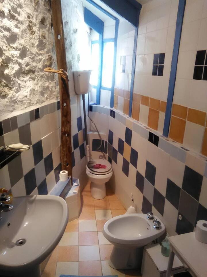 Family Room photo 1