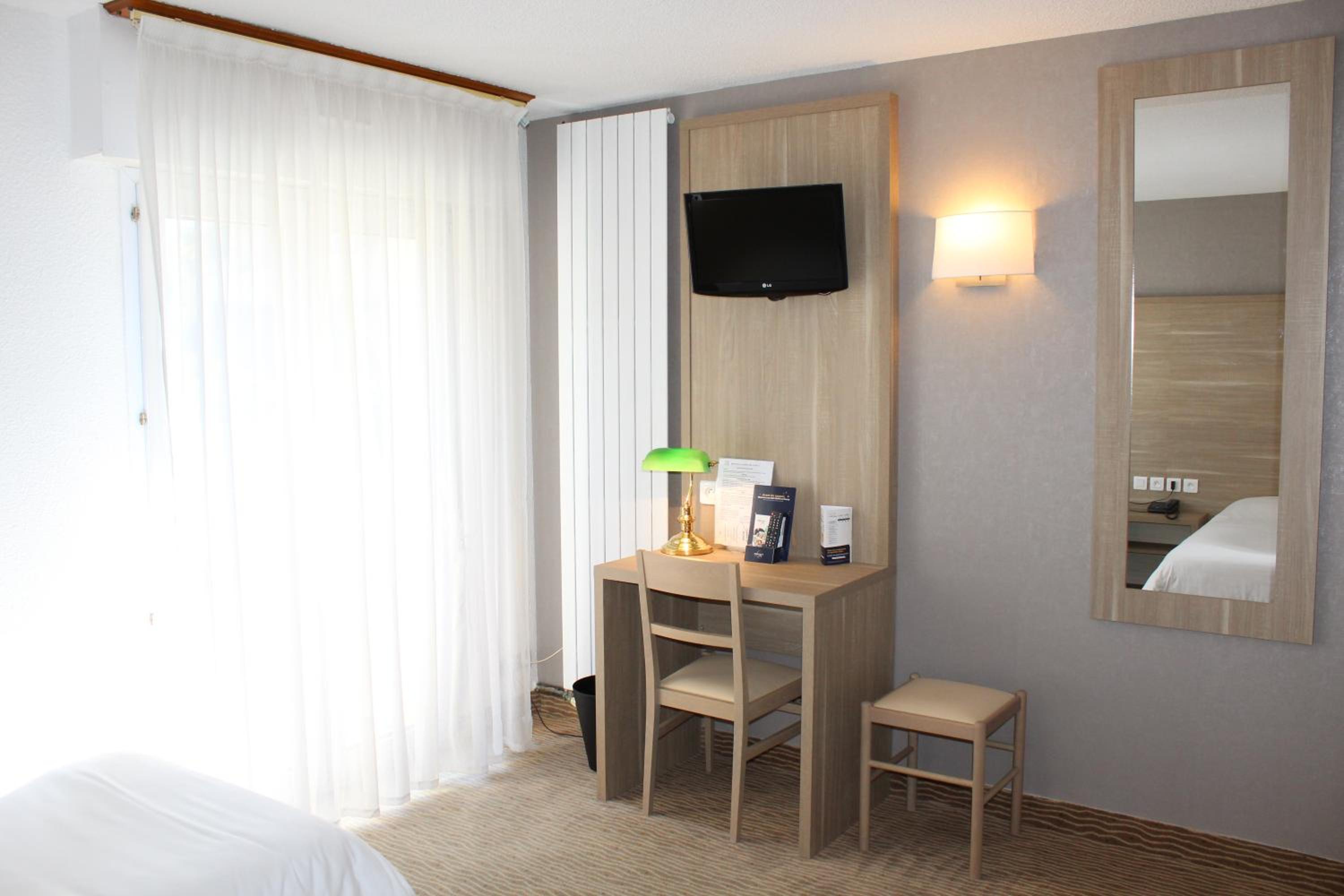 Superior Twin Room photo 2