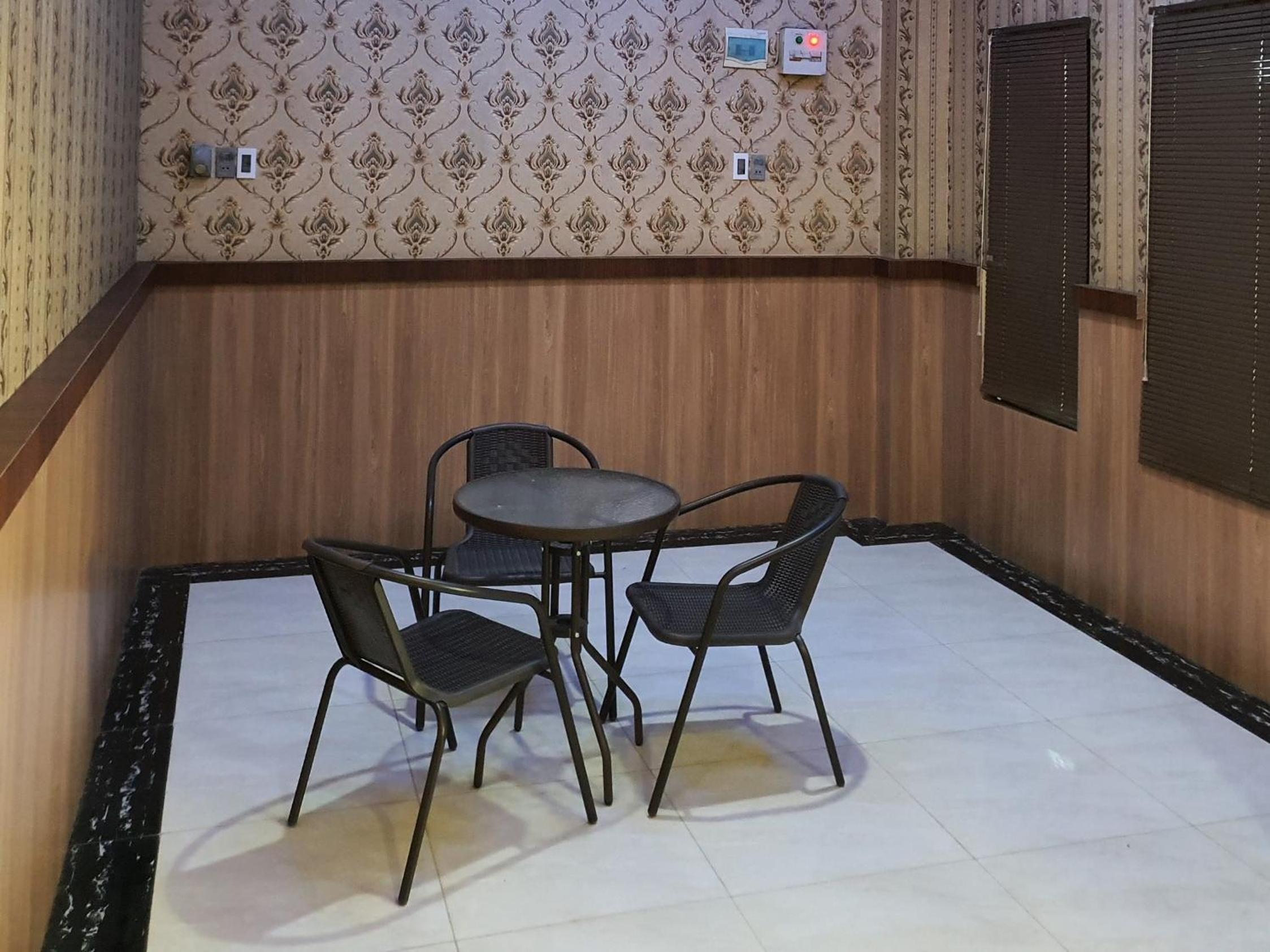 Double Room - Photo 2