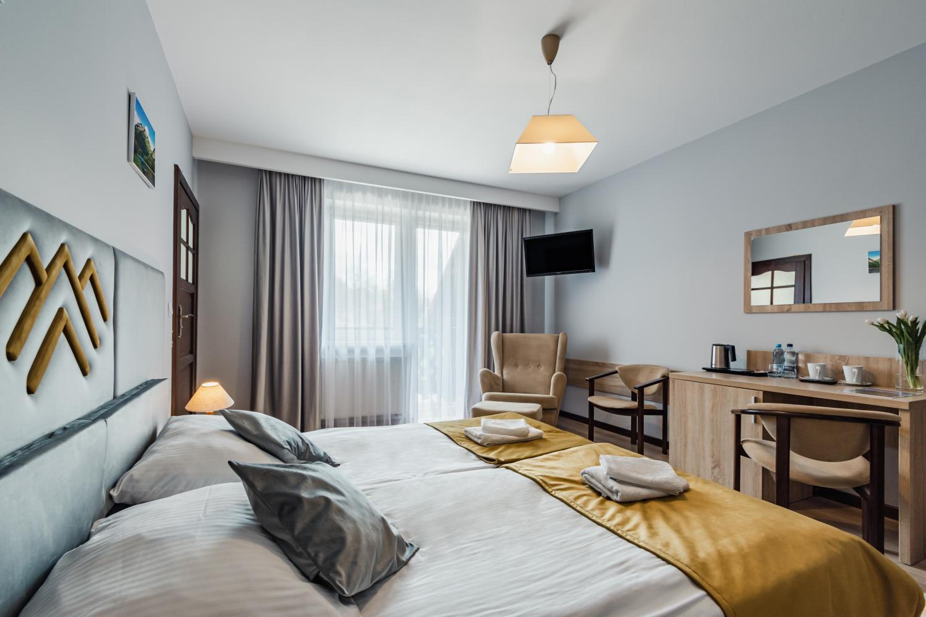 Deluxe Double or Twin Room photo 3