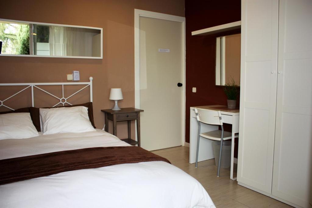 Habitación doble con baño compartido
