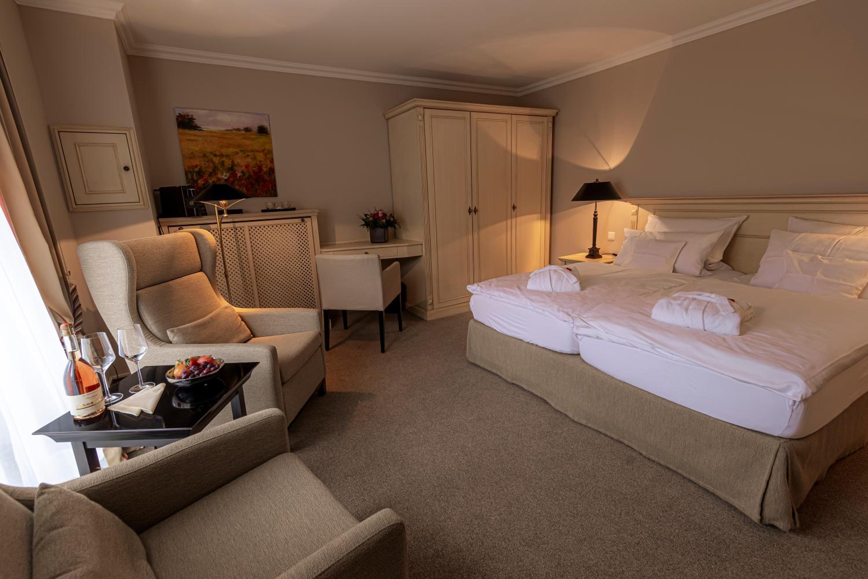 Superior Double Room with Balcony - 10 photo 1