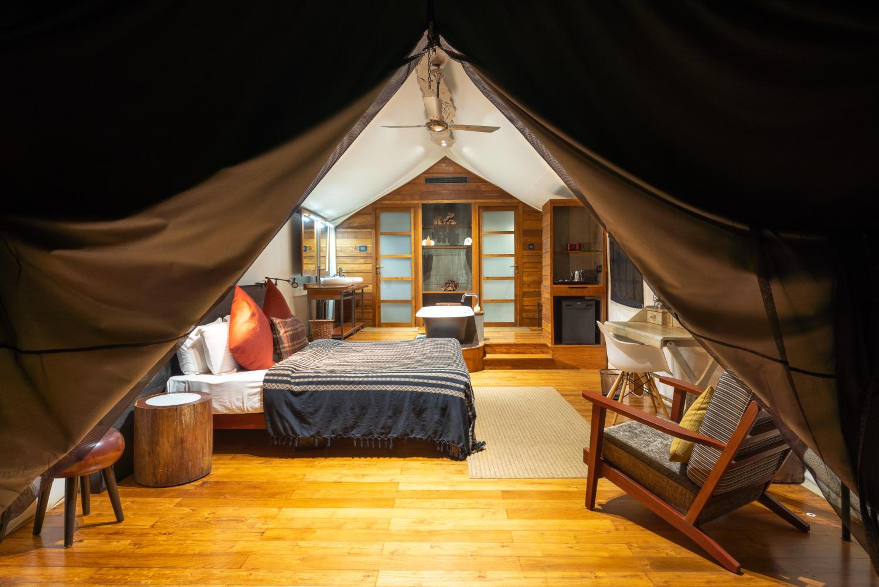Luxury Tent Double Room (2 Adults Only) - Photo 5