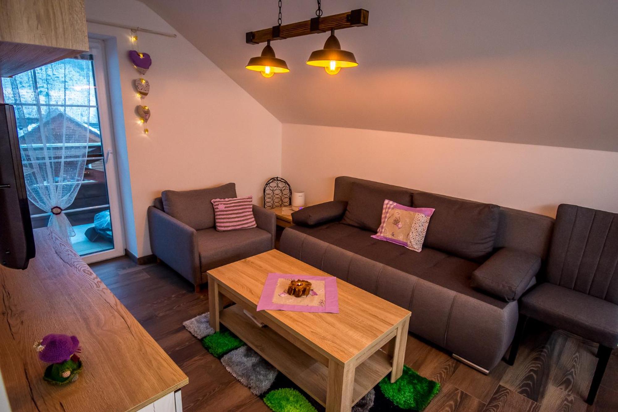 Apartment with Mountain View photo 1
