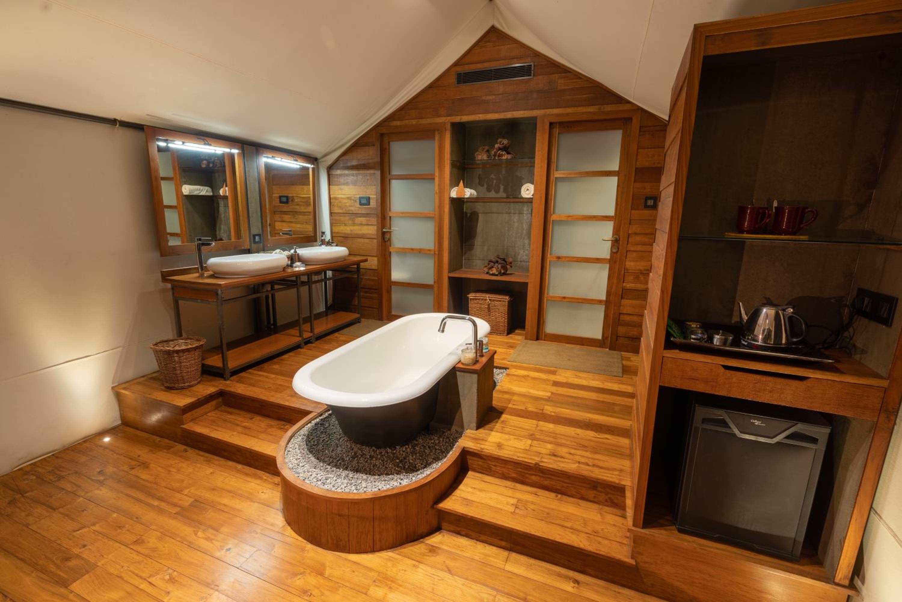 Luxury Tent Double Room (2 Adults Only) - Photo 3