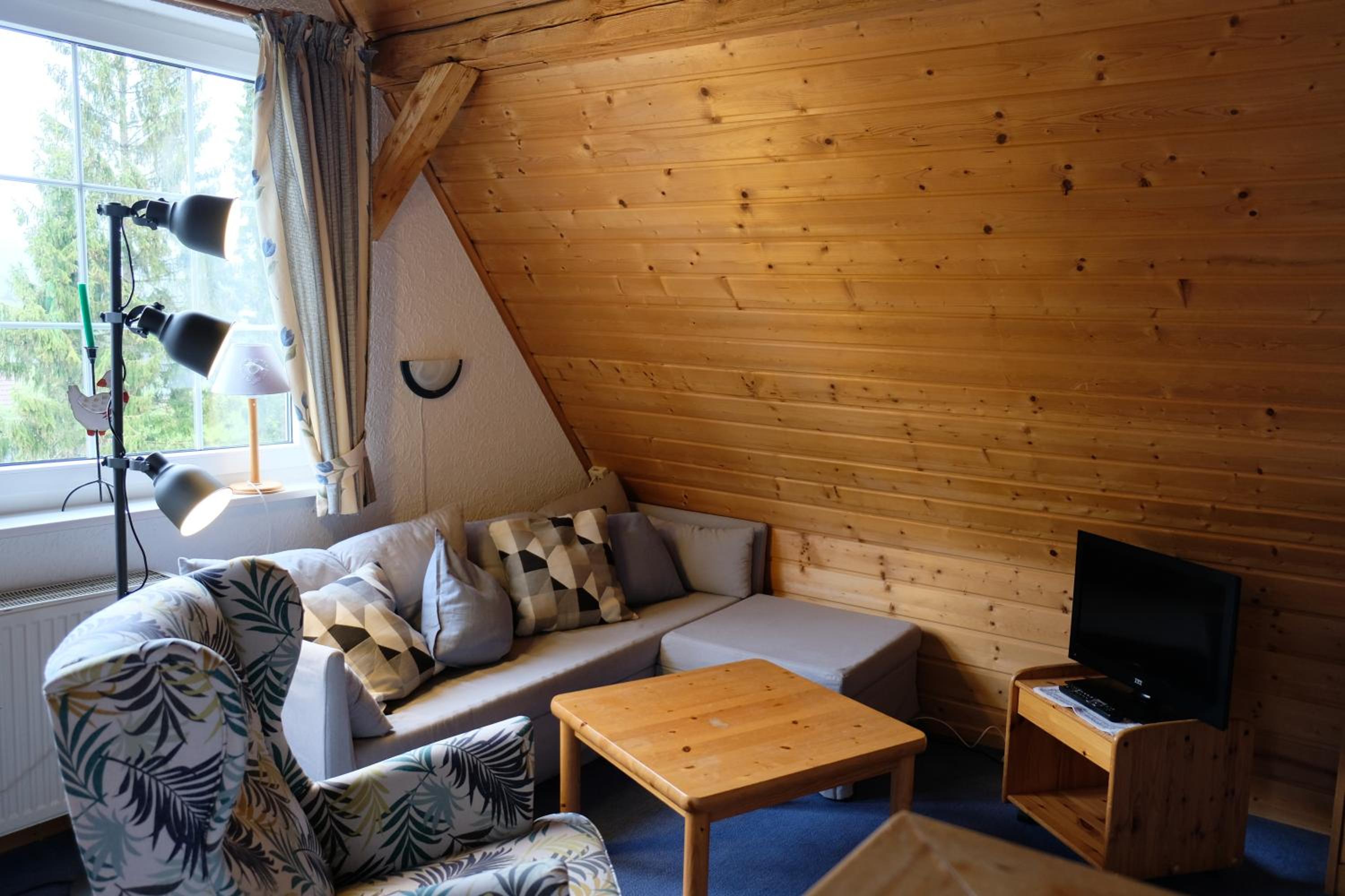 Maisonette One-Bedroom Apartment - Annex
