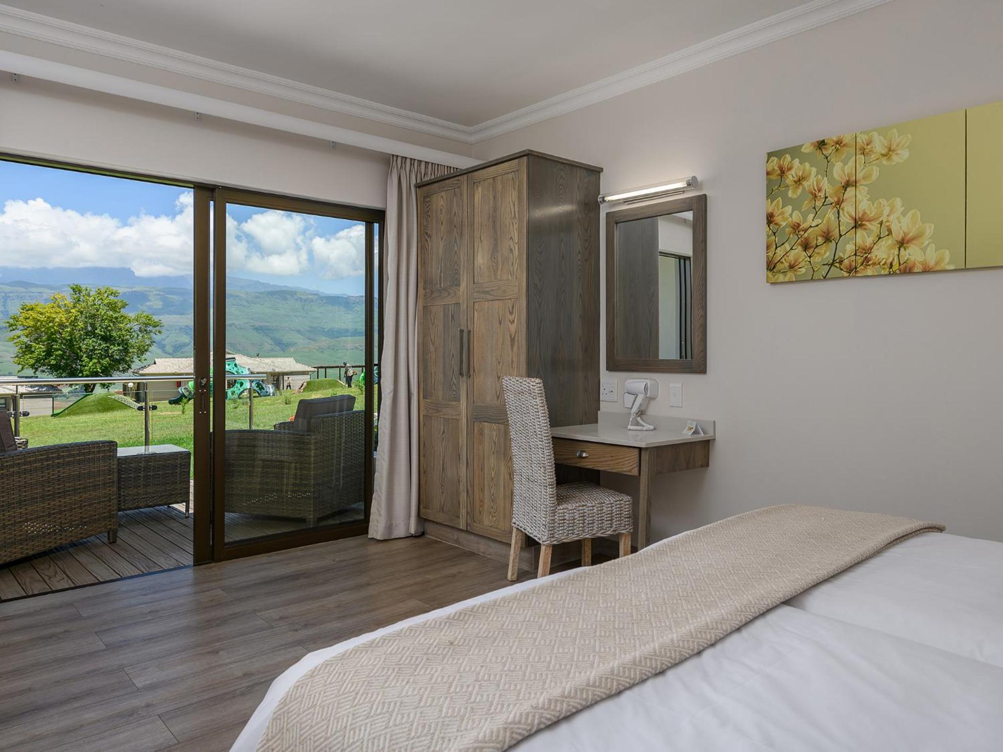Twin Room with Patio