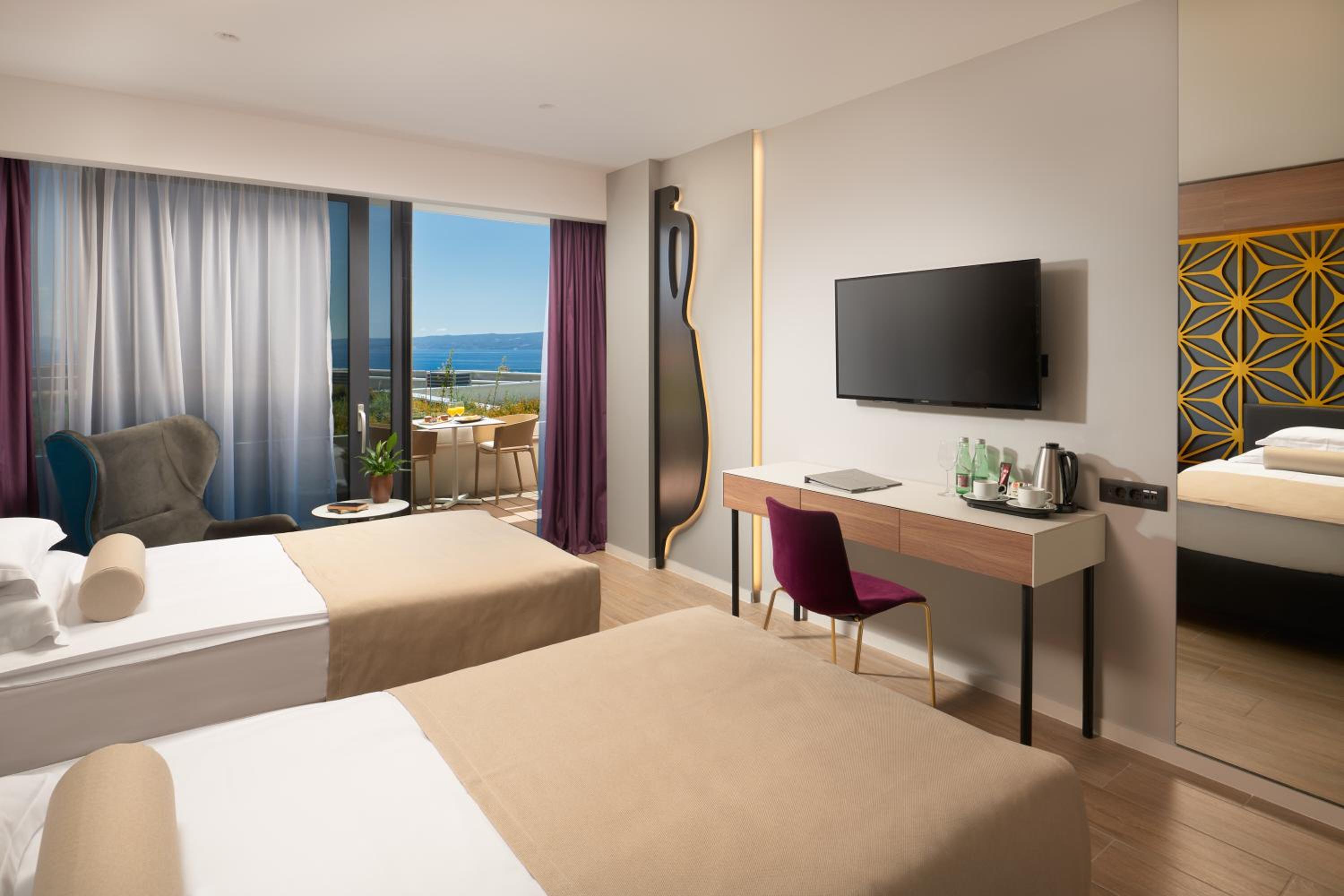 Superior Double or Twin Room with Sea View - Photo 7
