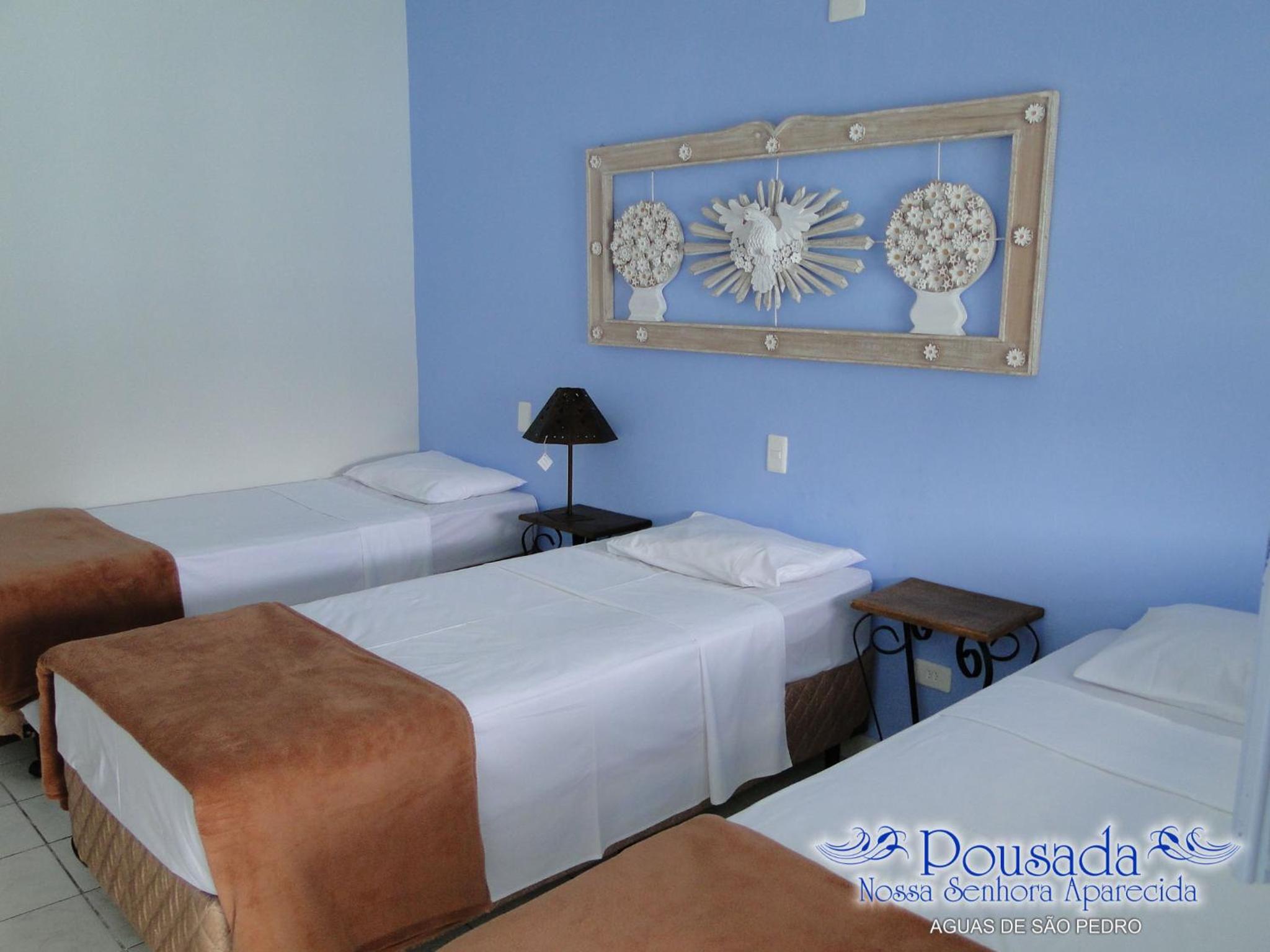 Superior Family Room - Photo 1