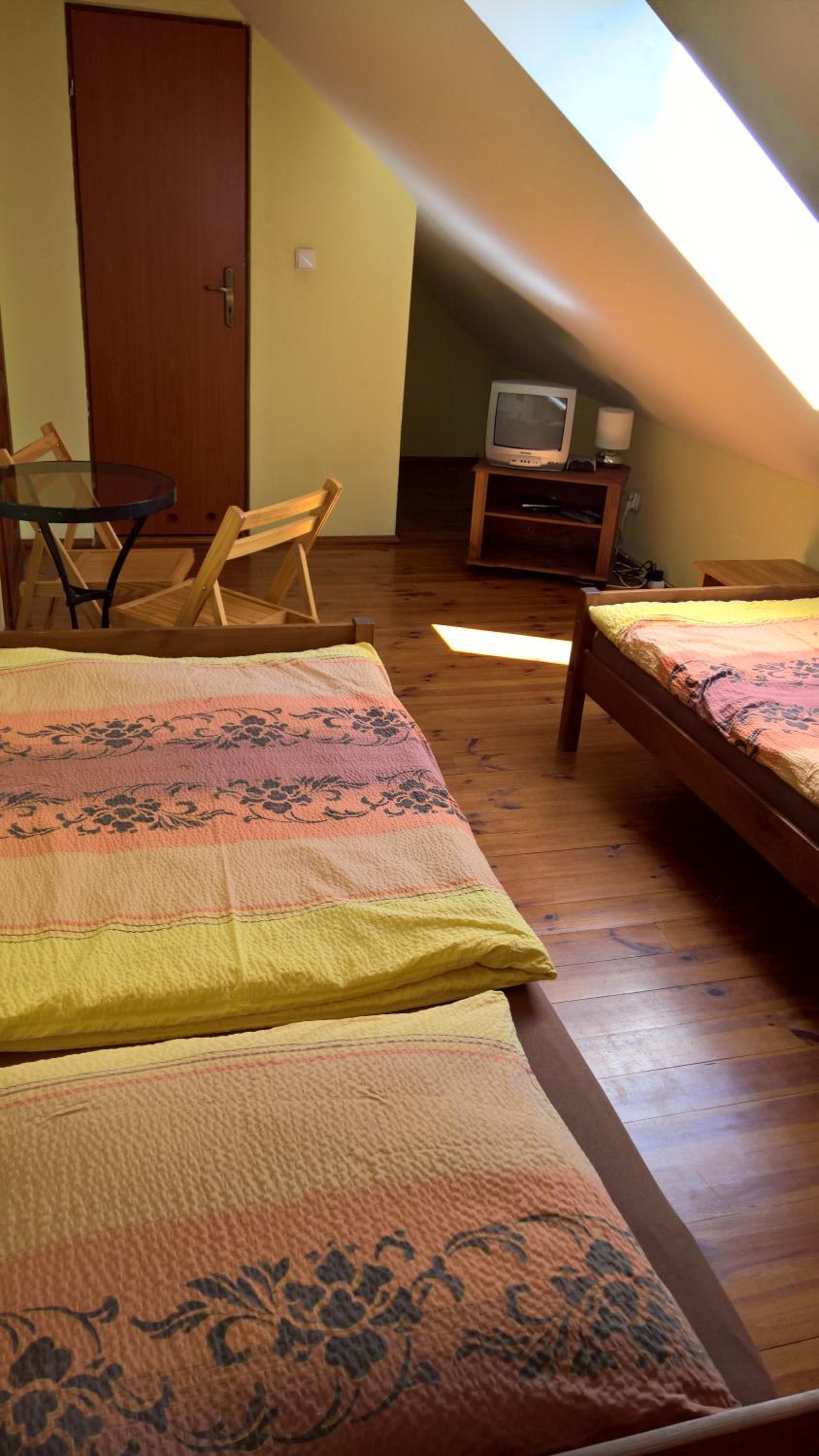 Triple Room with Private Bathroom - Photo 1