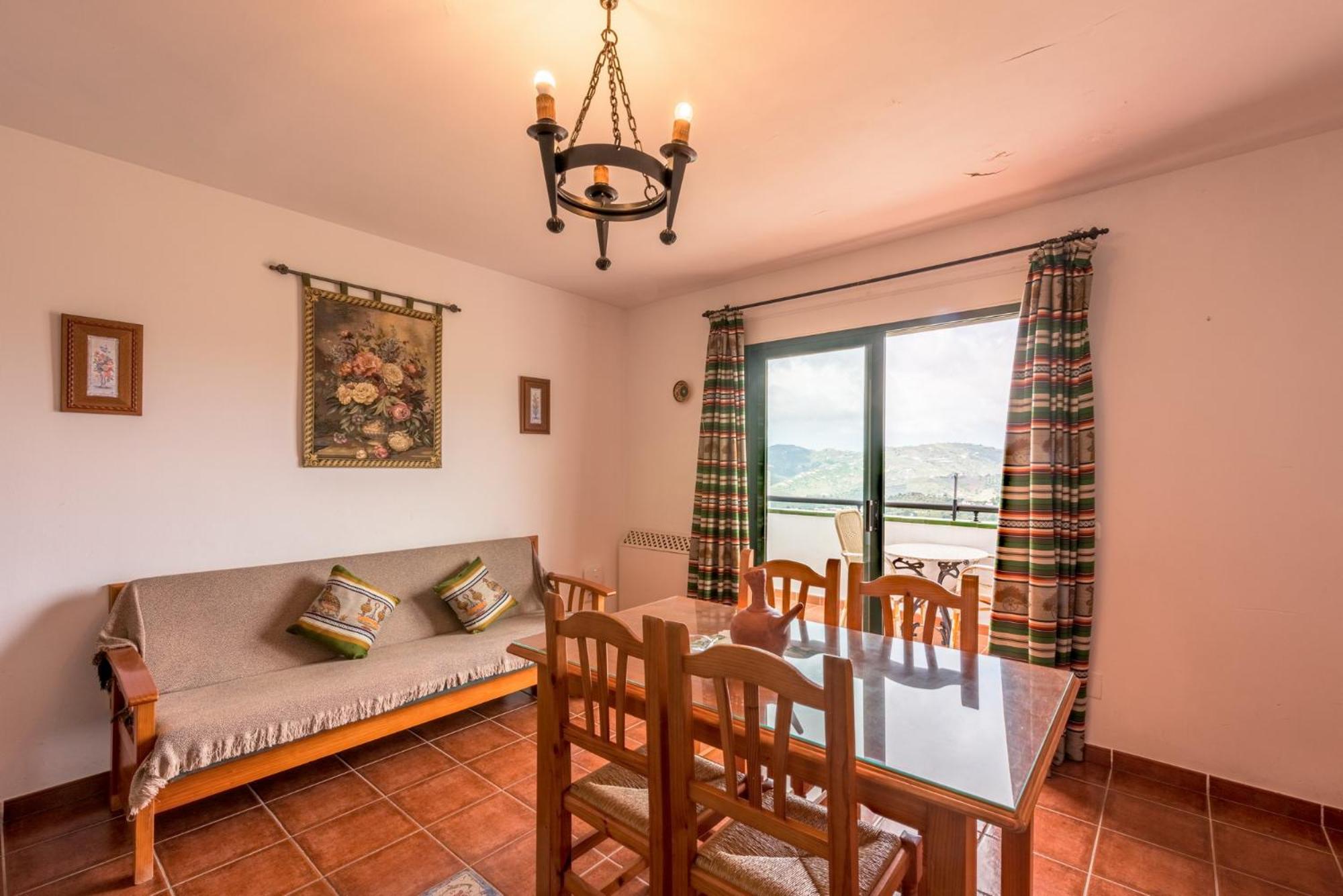 Standard One-Bedroom Apartment (2-3 Adults)