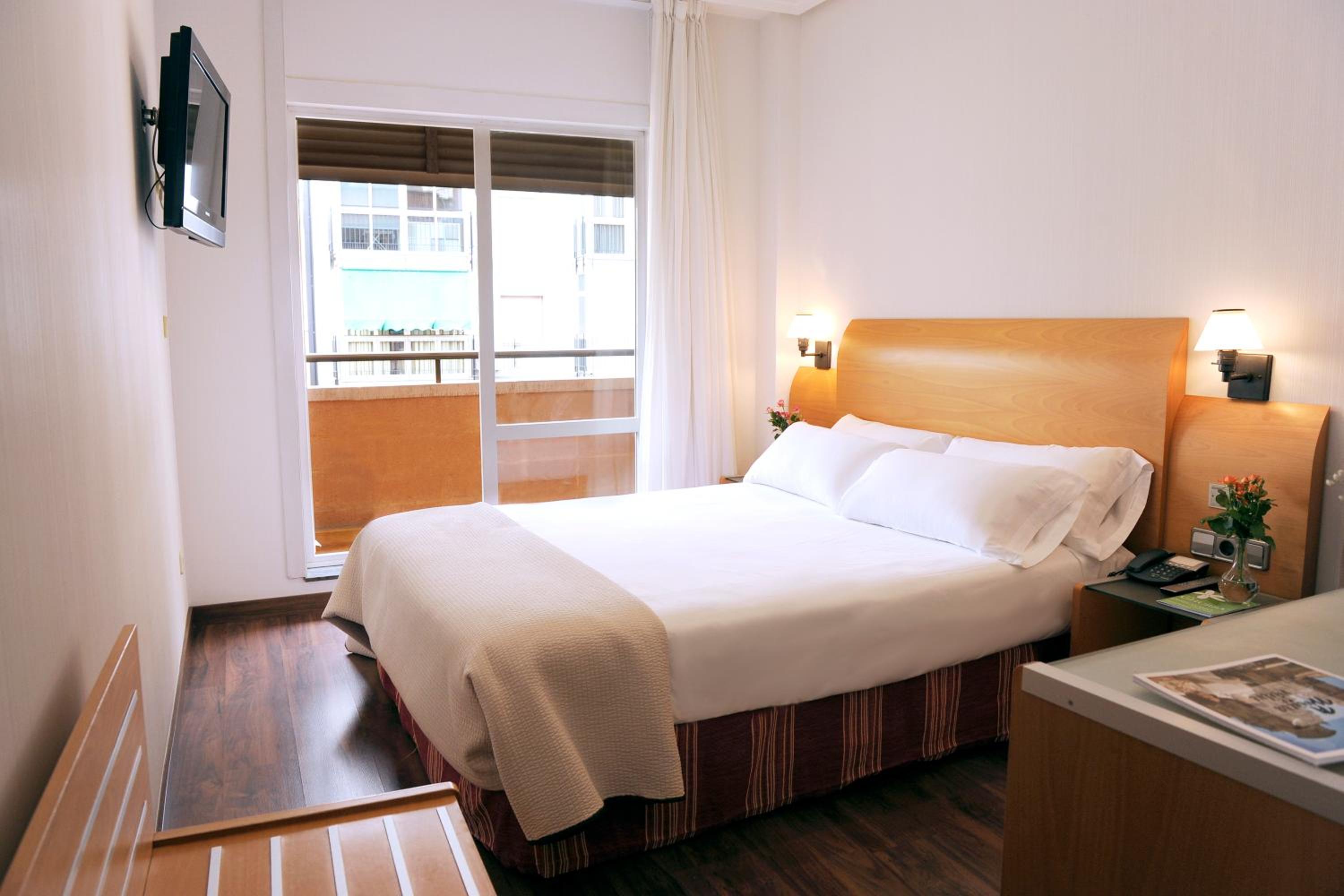Double or Twin Room - Photo 1
