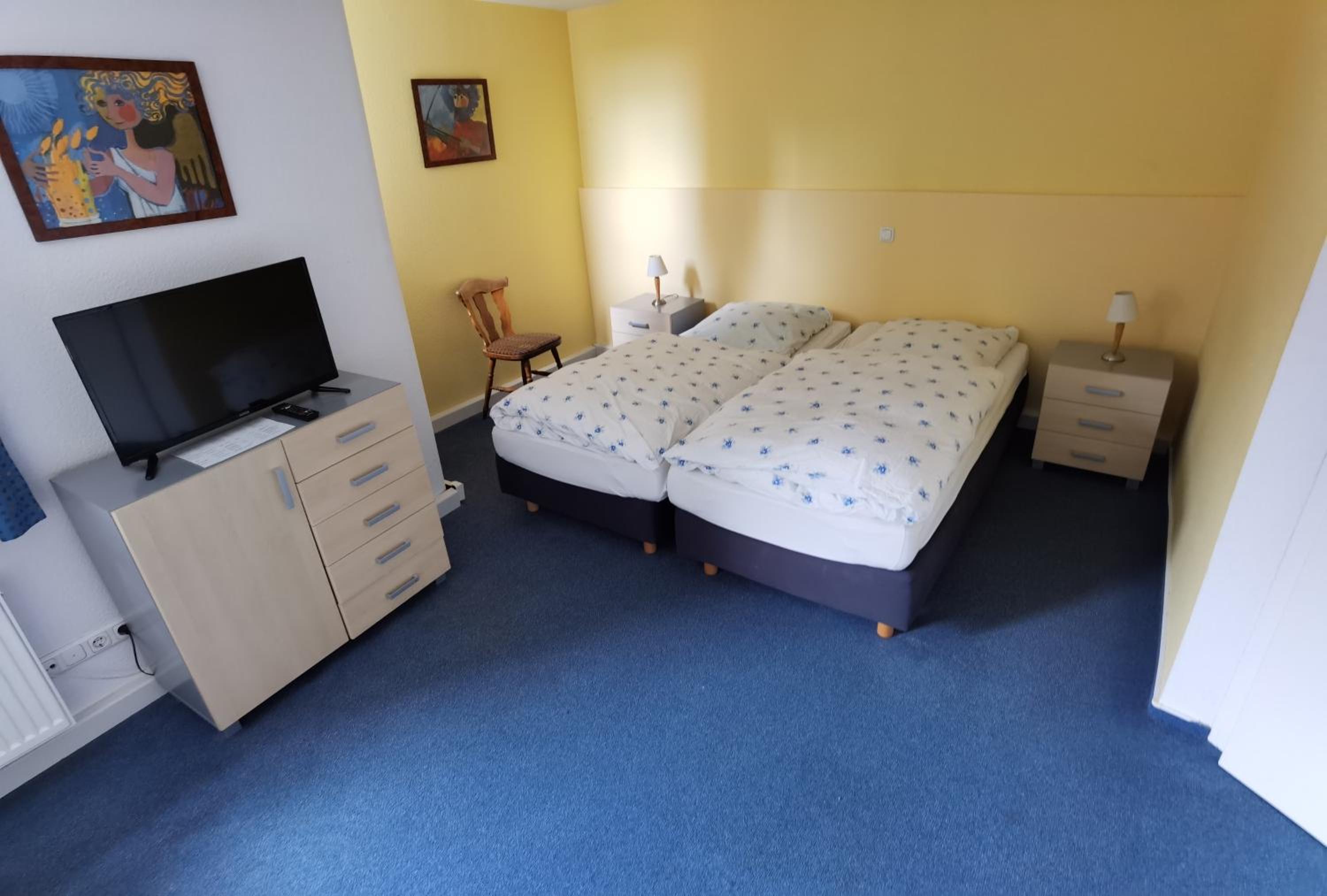 Large Double Room photo 3