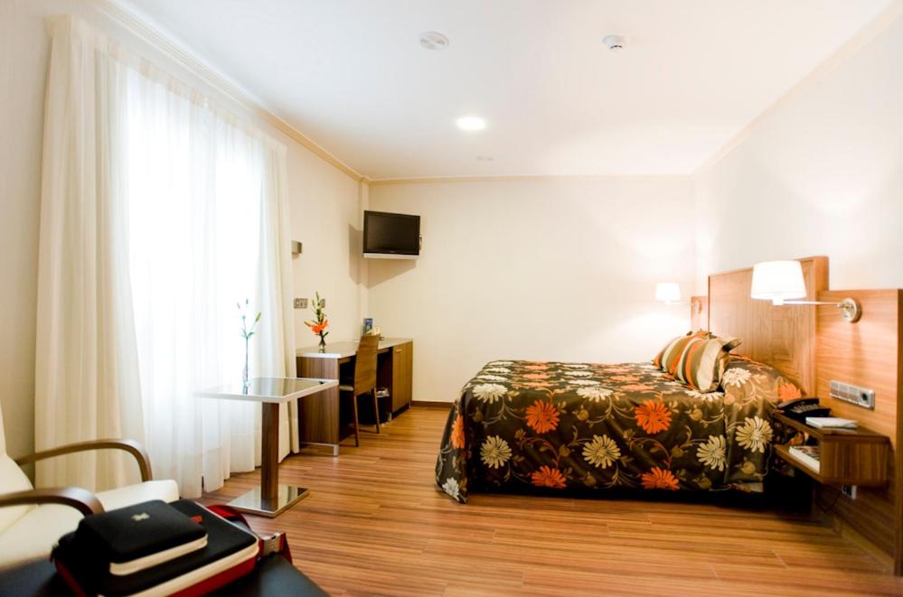 Habitación Doble Deluxe con Ducha