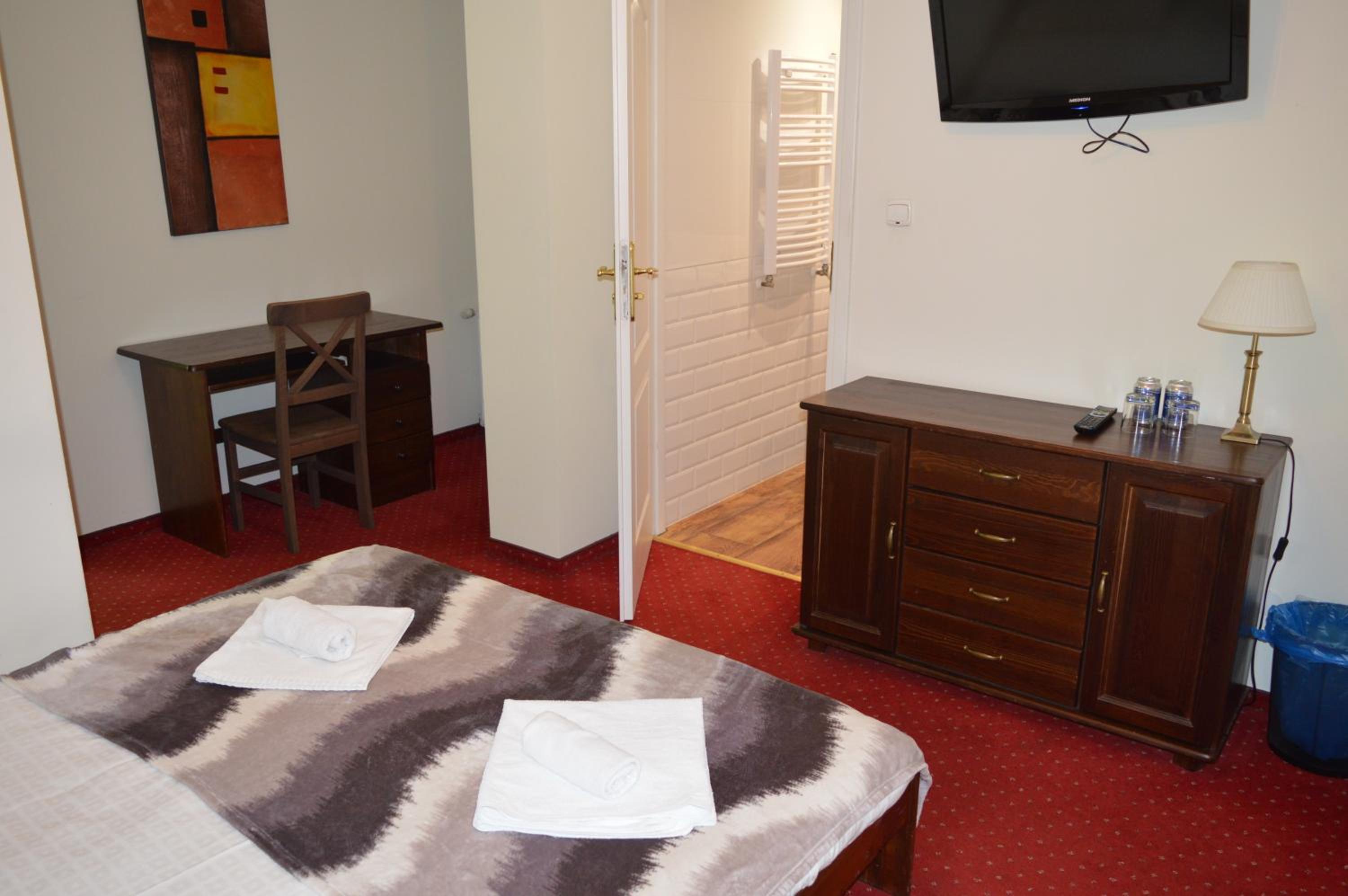 Standard Double Room - Photo 3