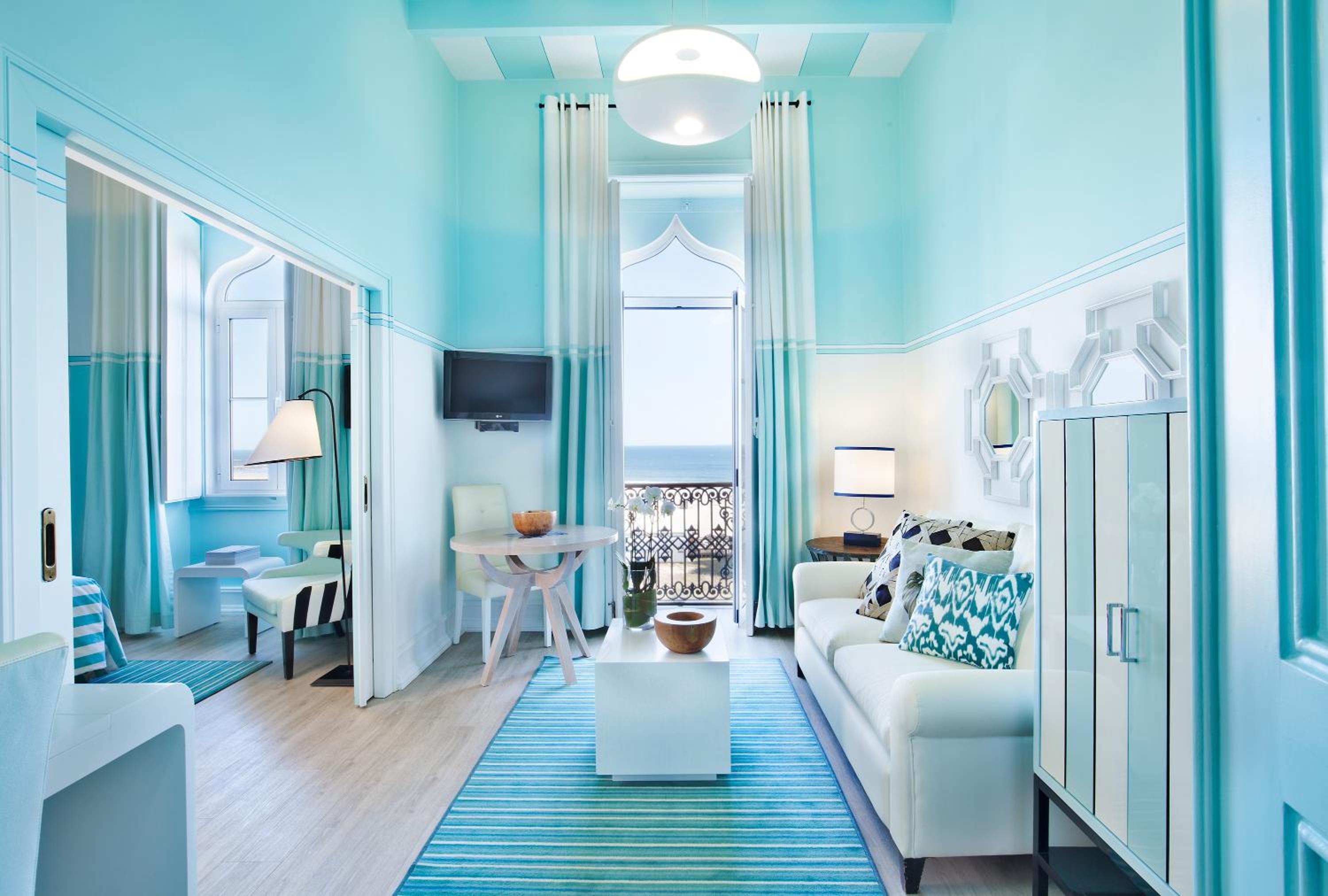 Junior Suite with Sea View - Photo 1