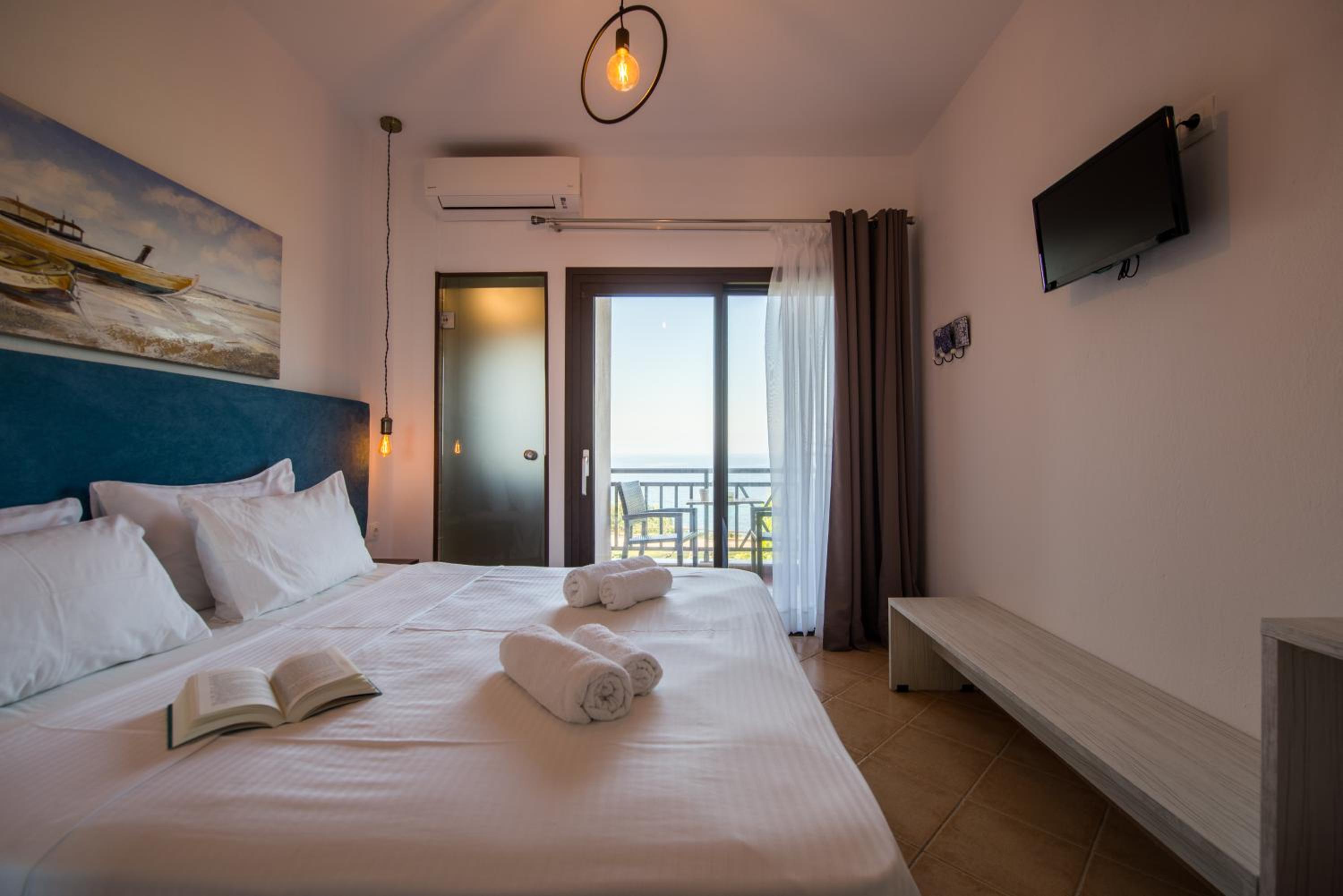 Double Room with Balcony and Sea View photo 1