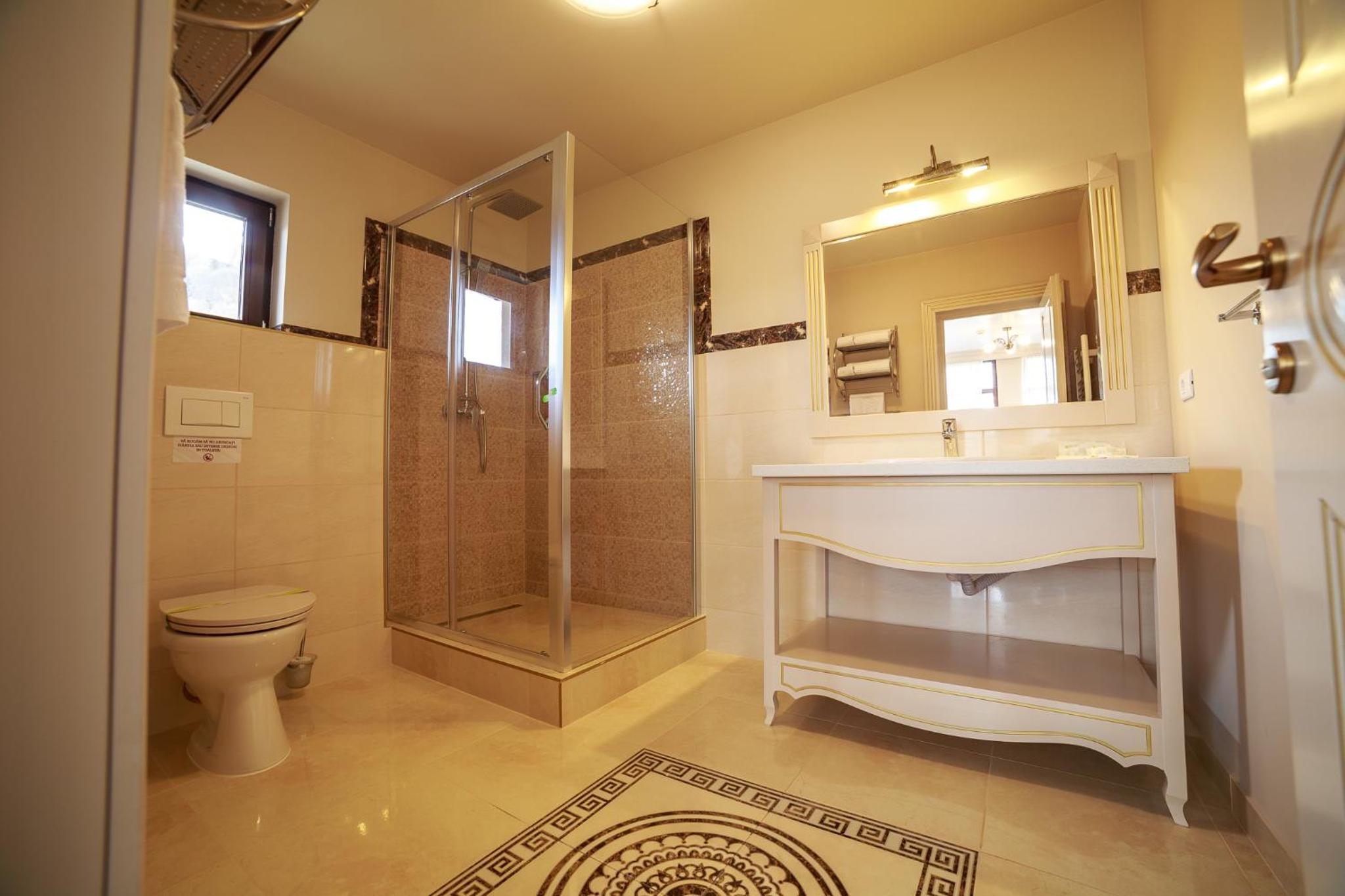 Superior Double or Twin Room with Mountain View photo 3