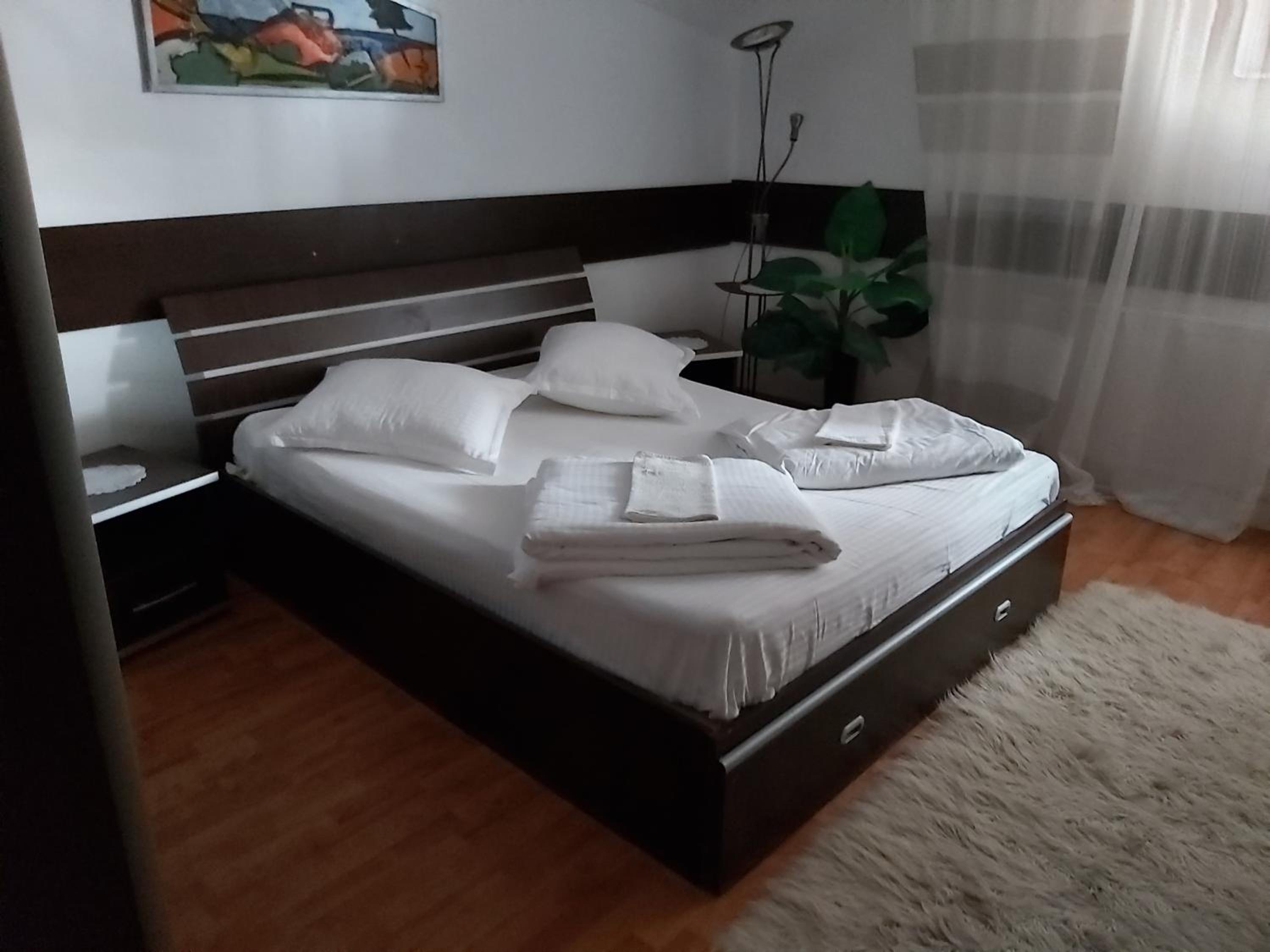 Deluxe Double or Twin Room with Garden View photo 3