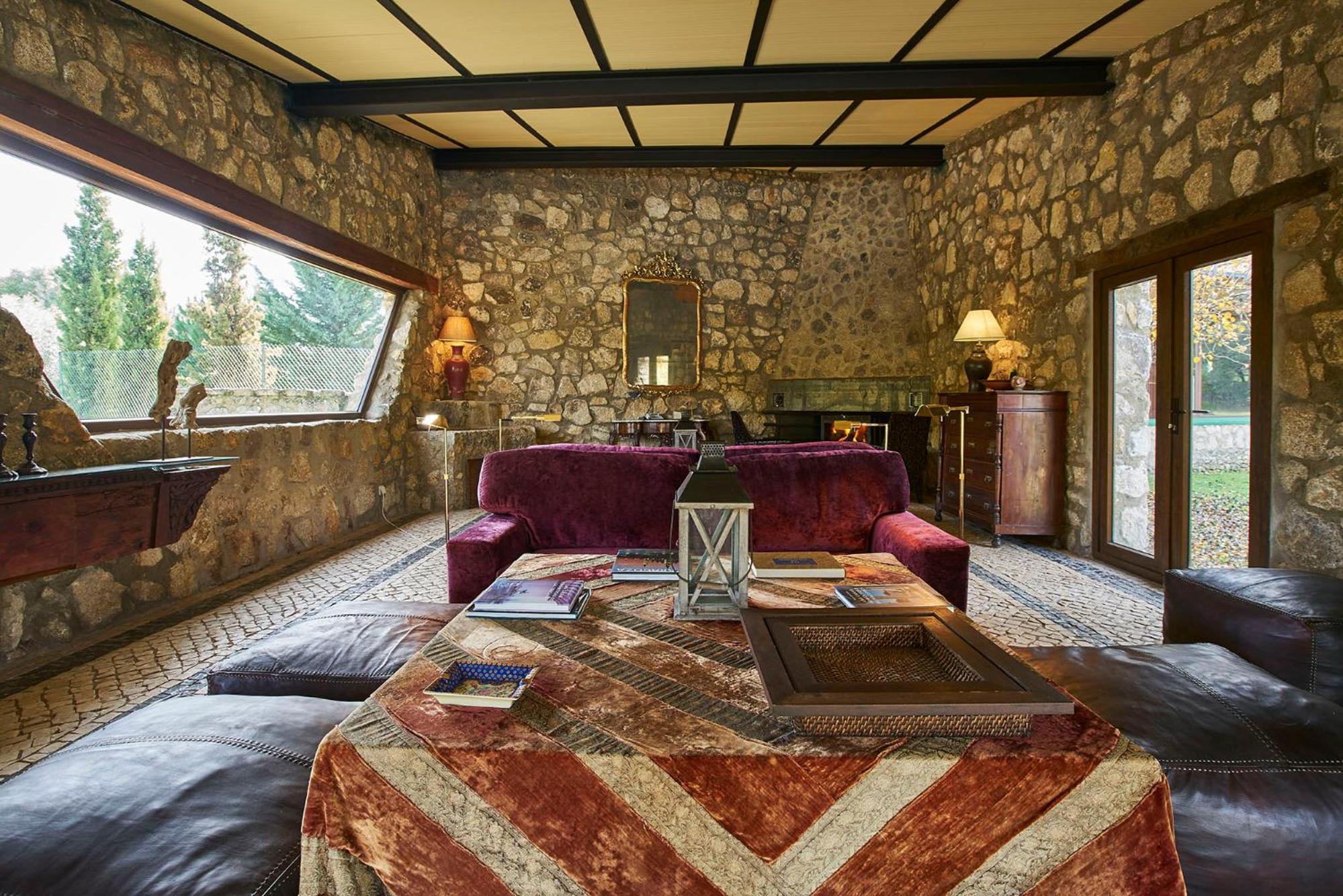 Queen Suite photo 2