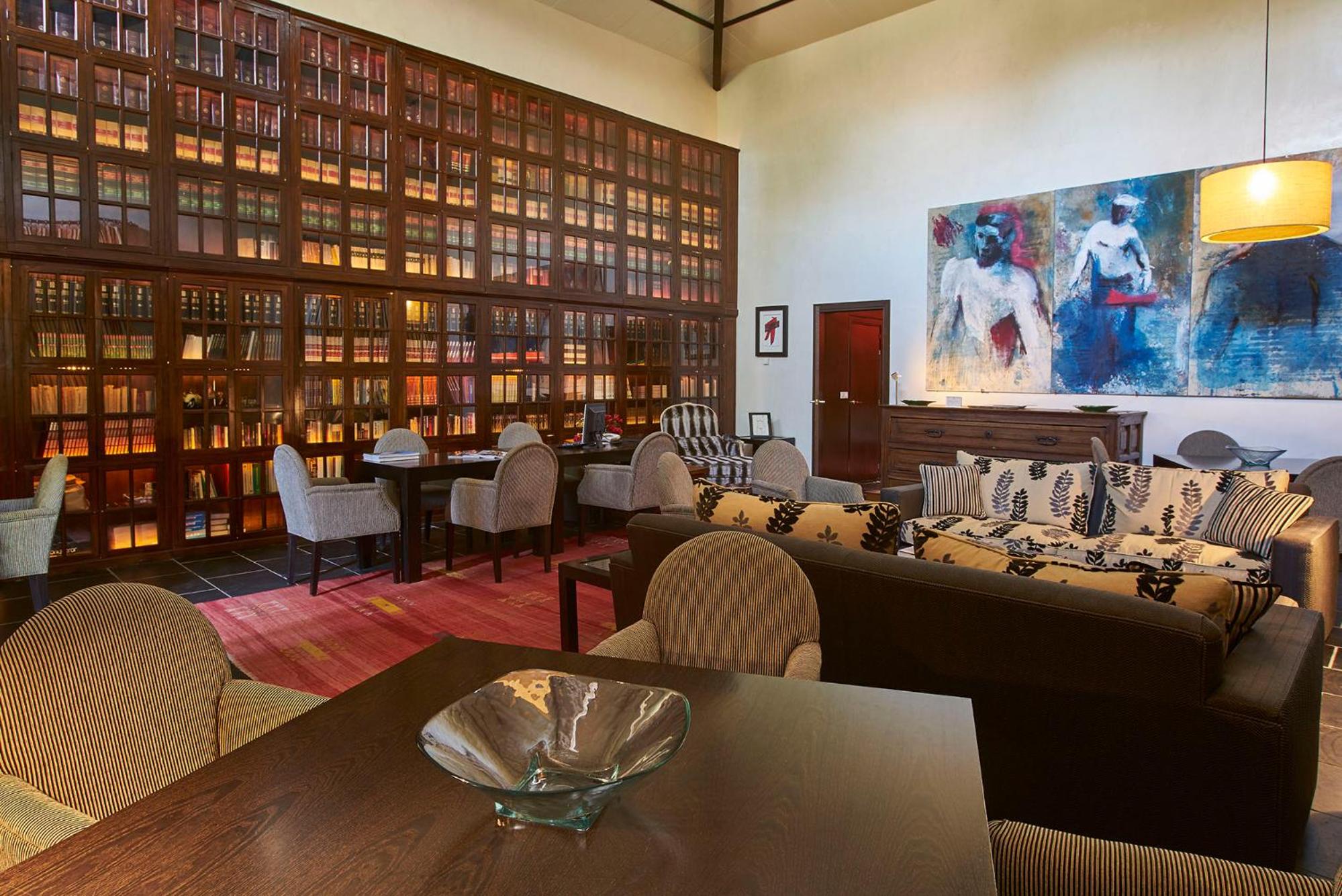 Queen Suite photo 3