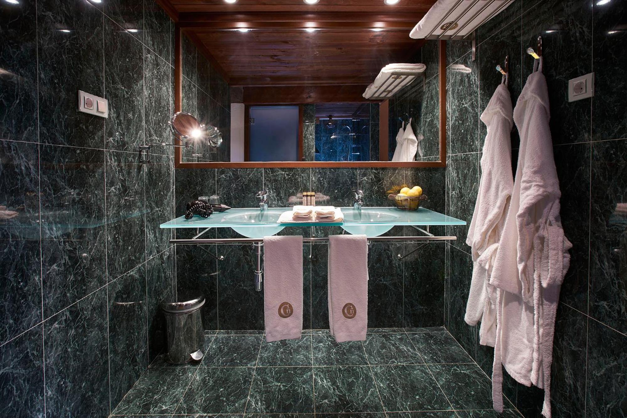 Superior Queen Room photo 3