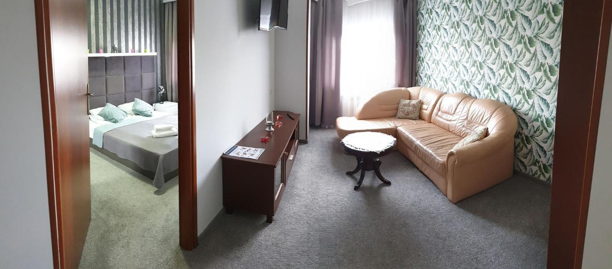 Apartment photo 2