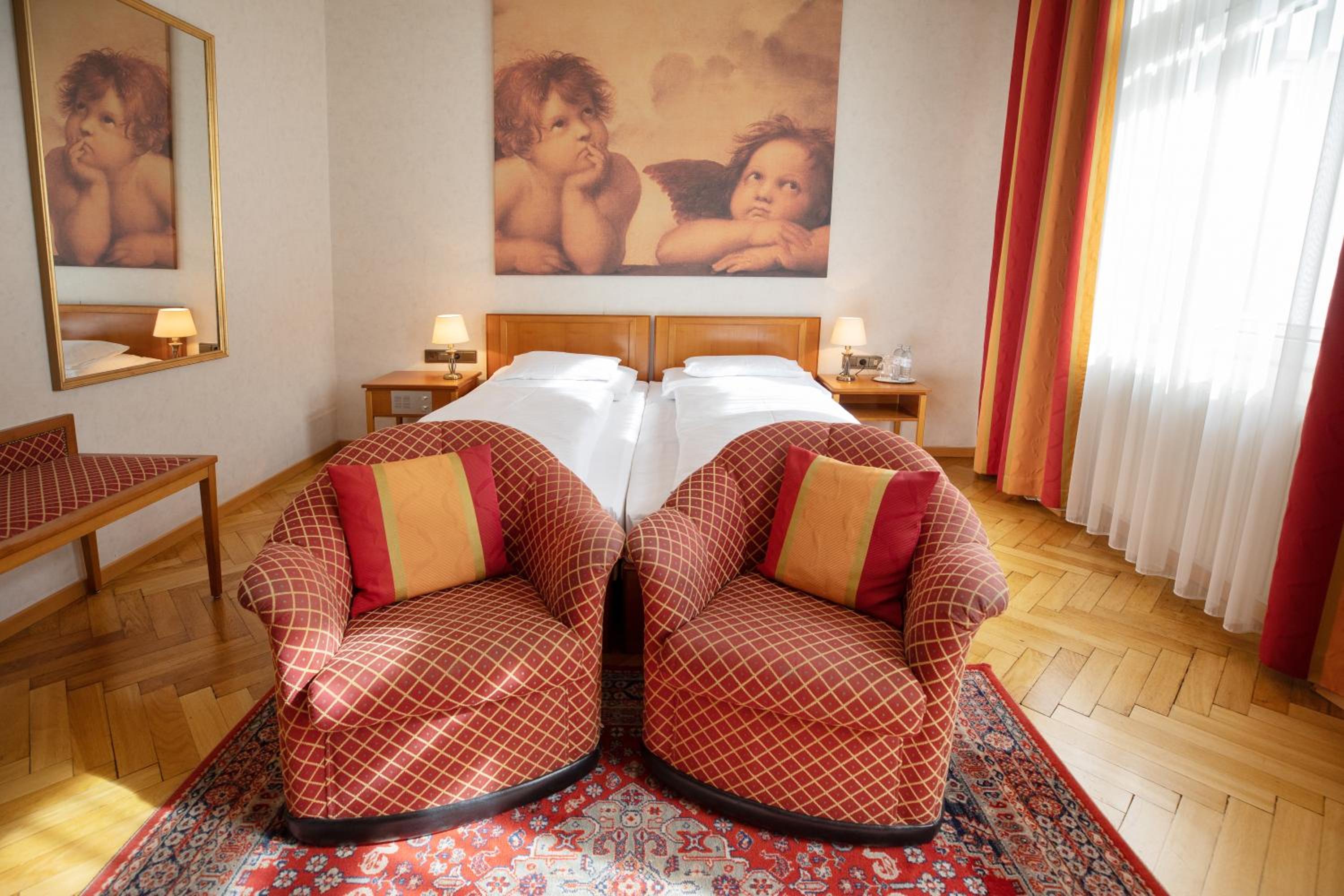 Classic Double Room - Photo 4