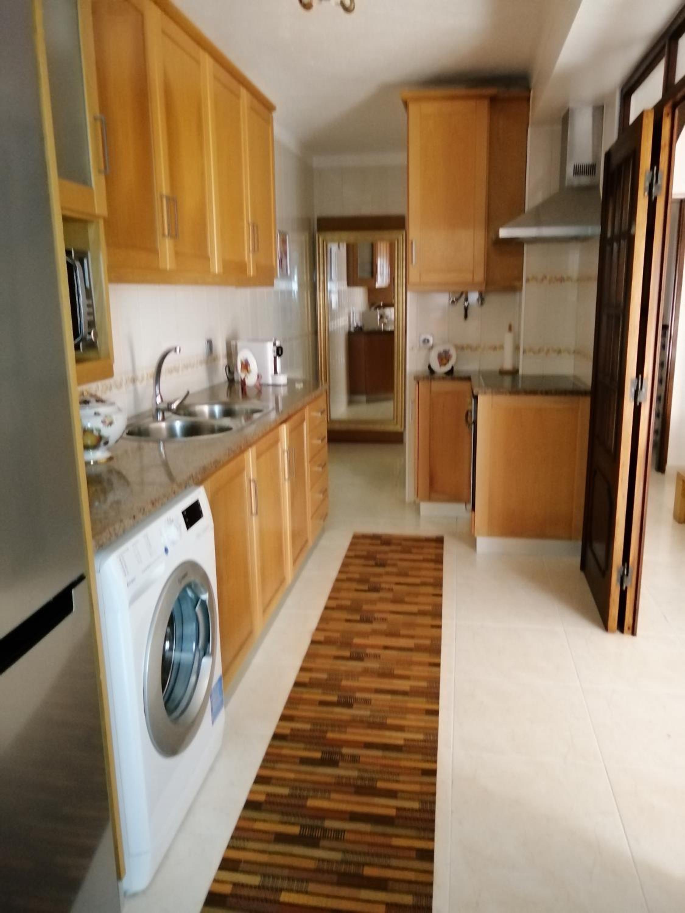 One-Bedroom Apartment - Photo 6
