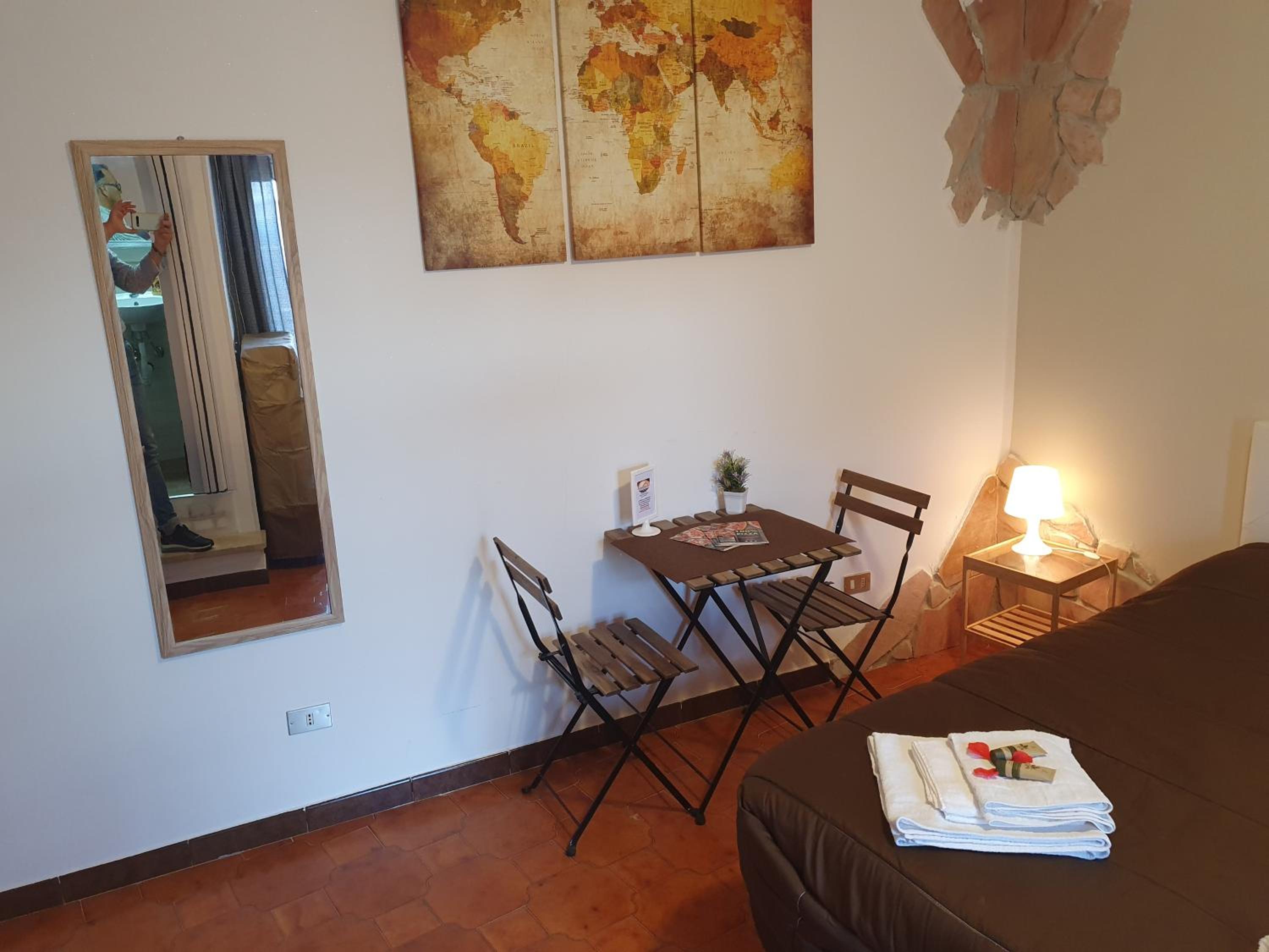 Double Room With Private Bathroom photo 3