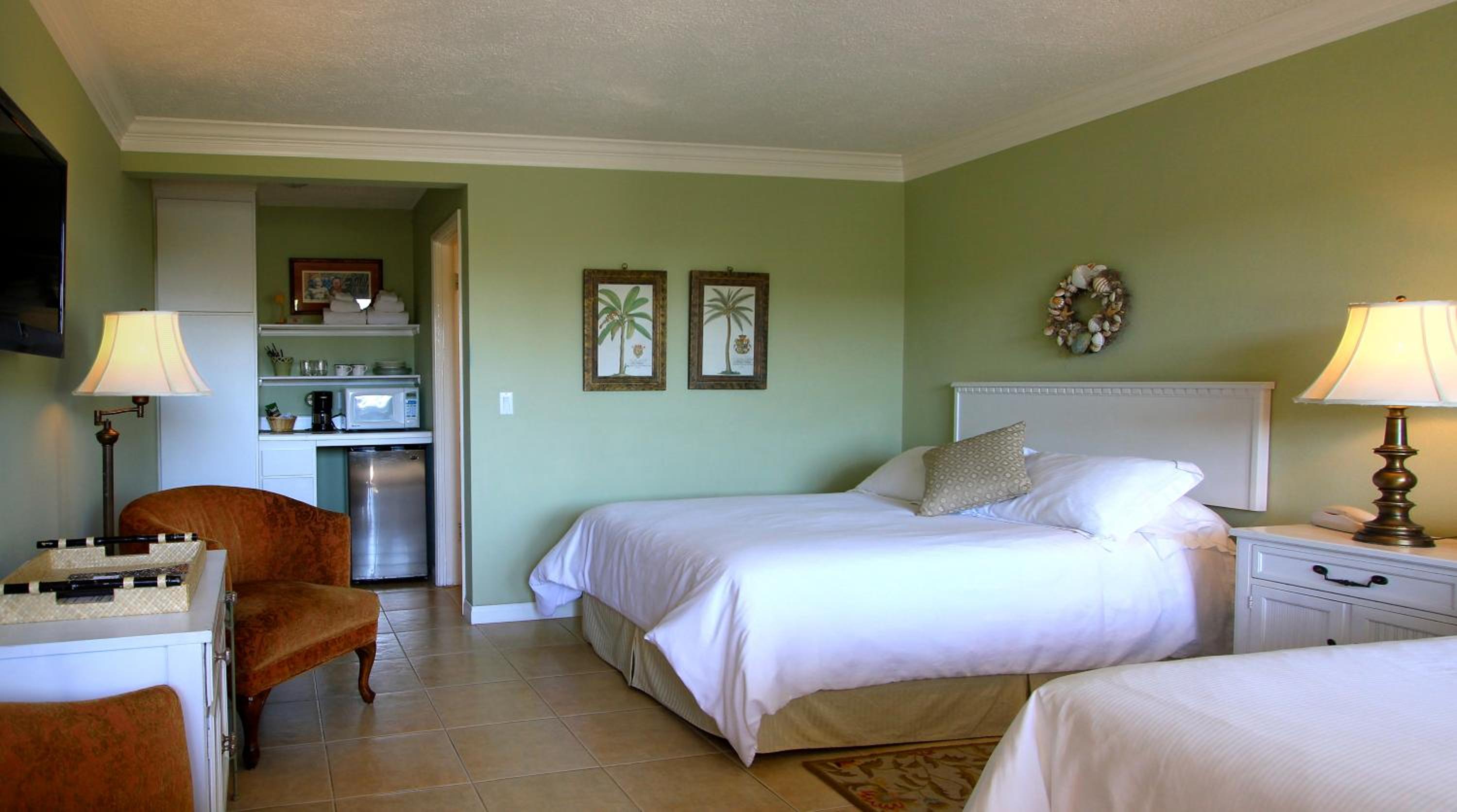 Double Room with Two Double Beds - Photo 8