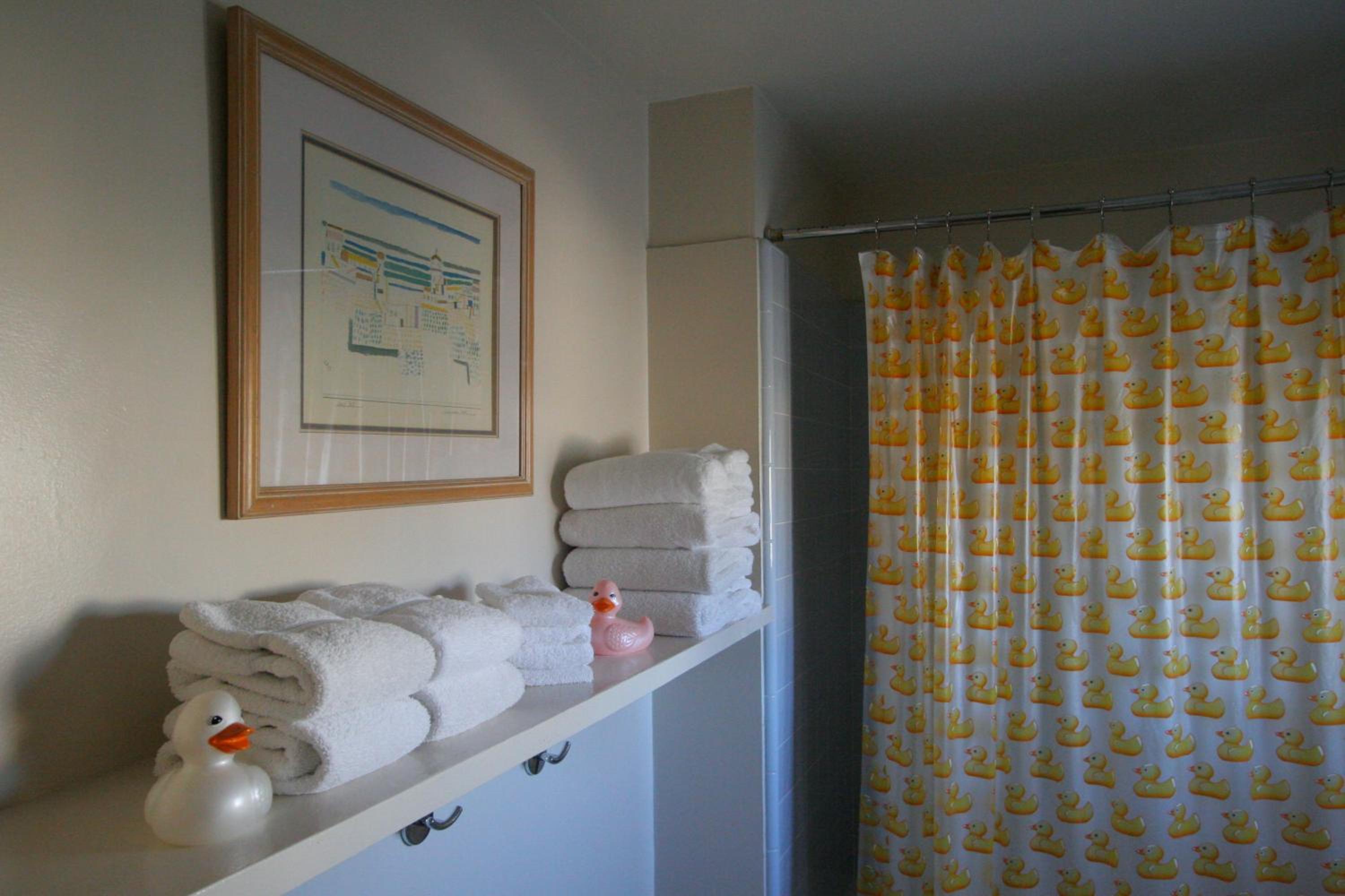 Double Room with Two Double Beds - Photo 4