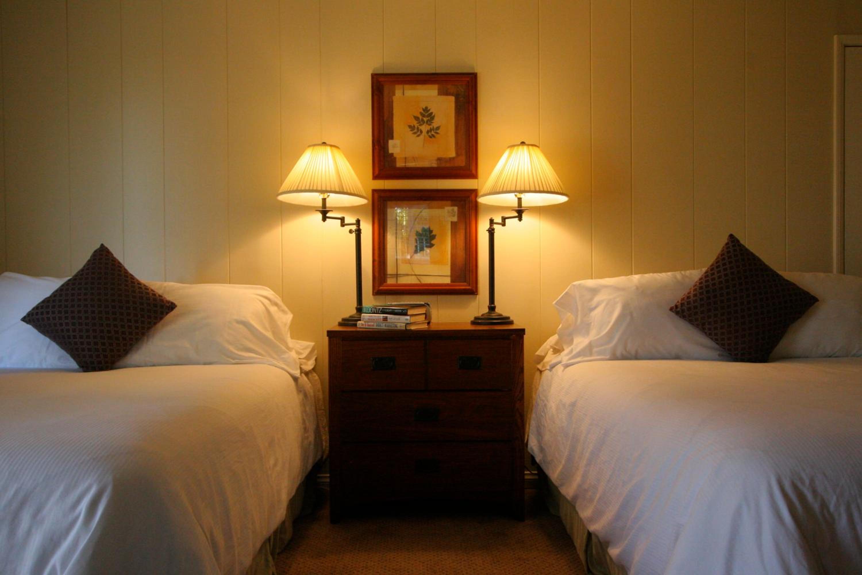 Double Room with Two Double Beds with Kitchenette - Photo 4