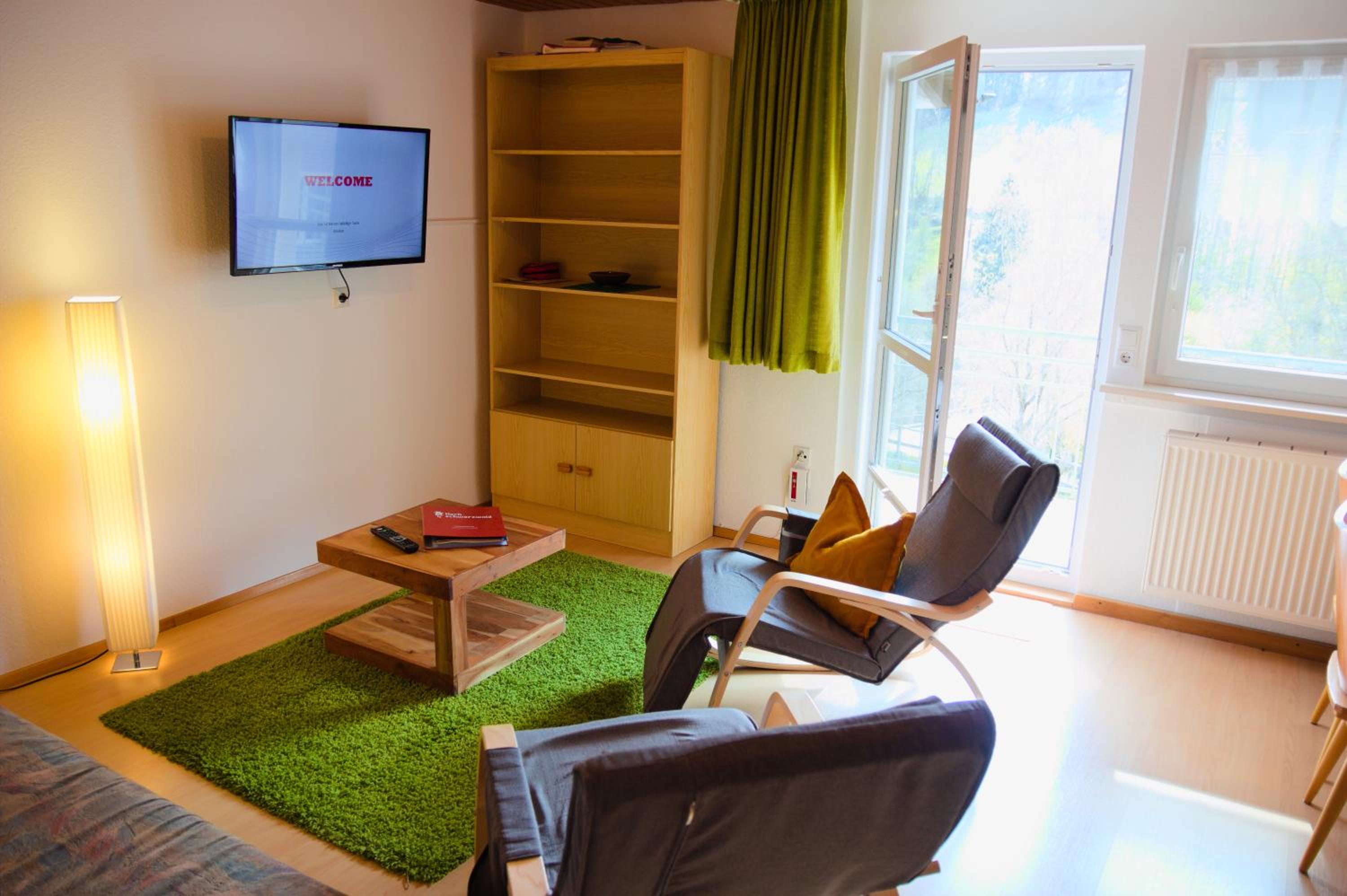 One Bedroom Apartment With Balcony and Garden View photo 1