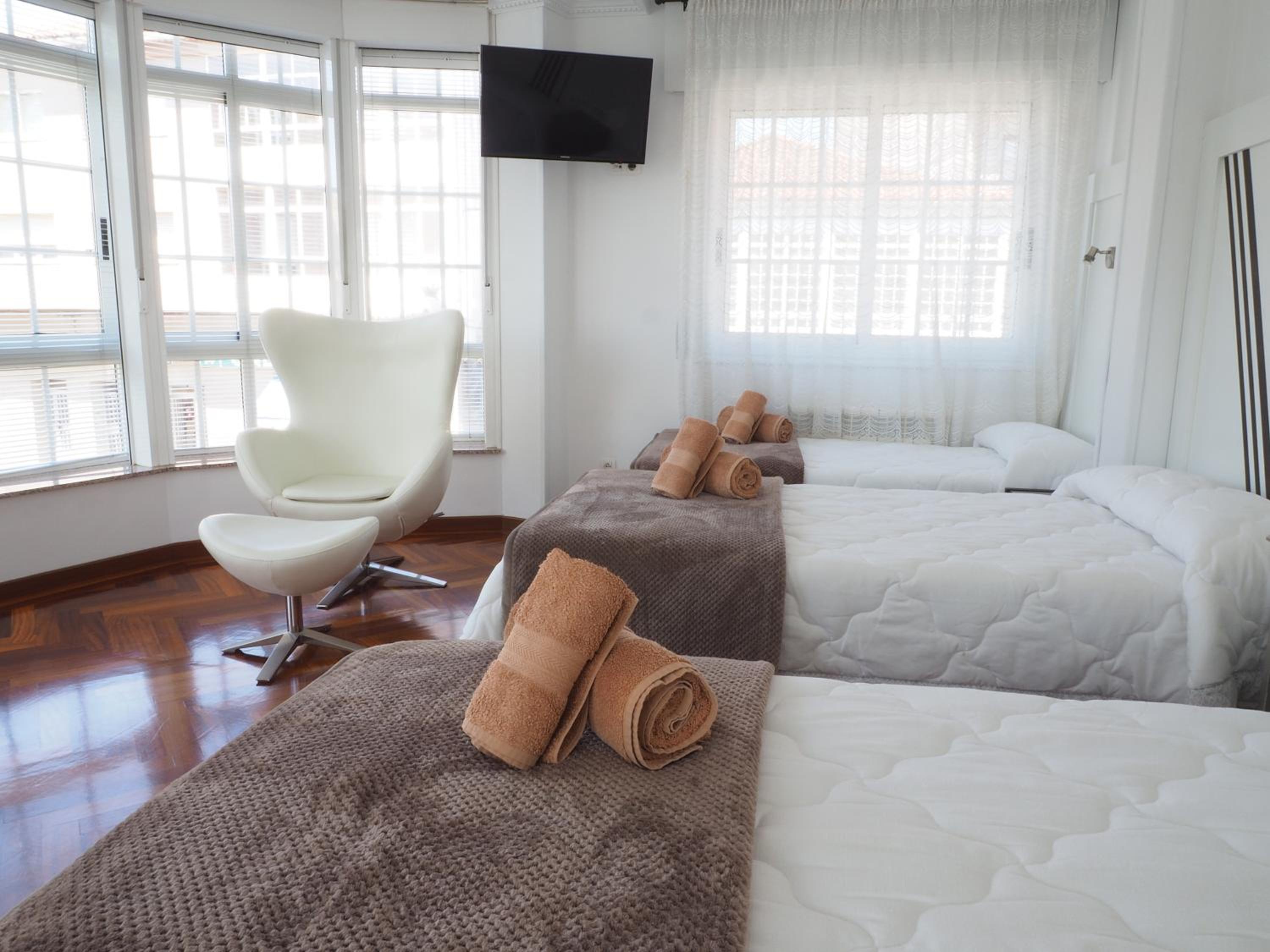 Triple Room with Private Bathroom photo 2